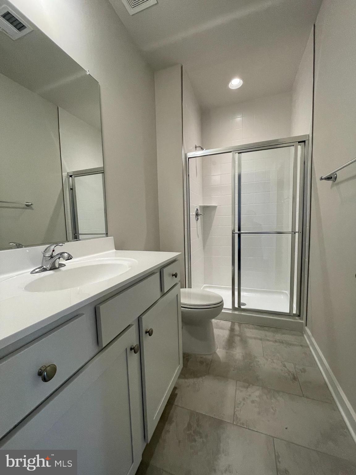 HIGHLANDER PARK - Residential Lease