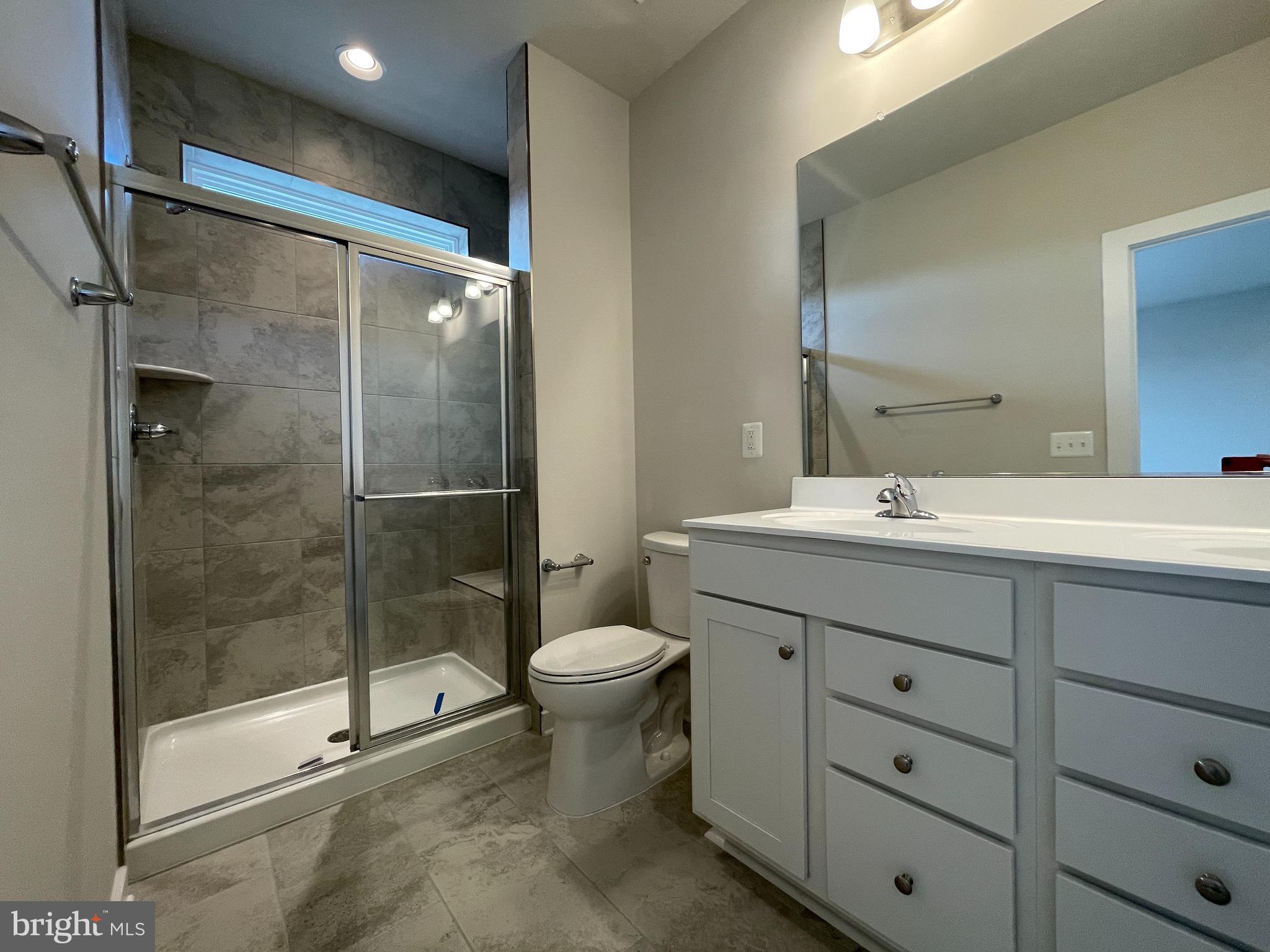 HIGHLANDER PARK - Residential Lease