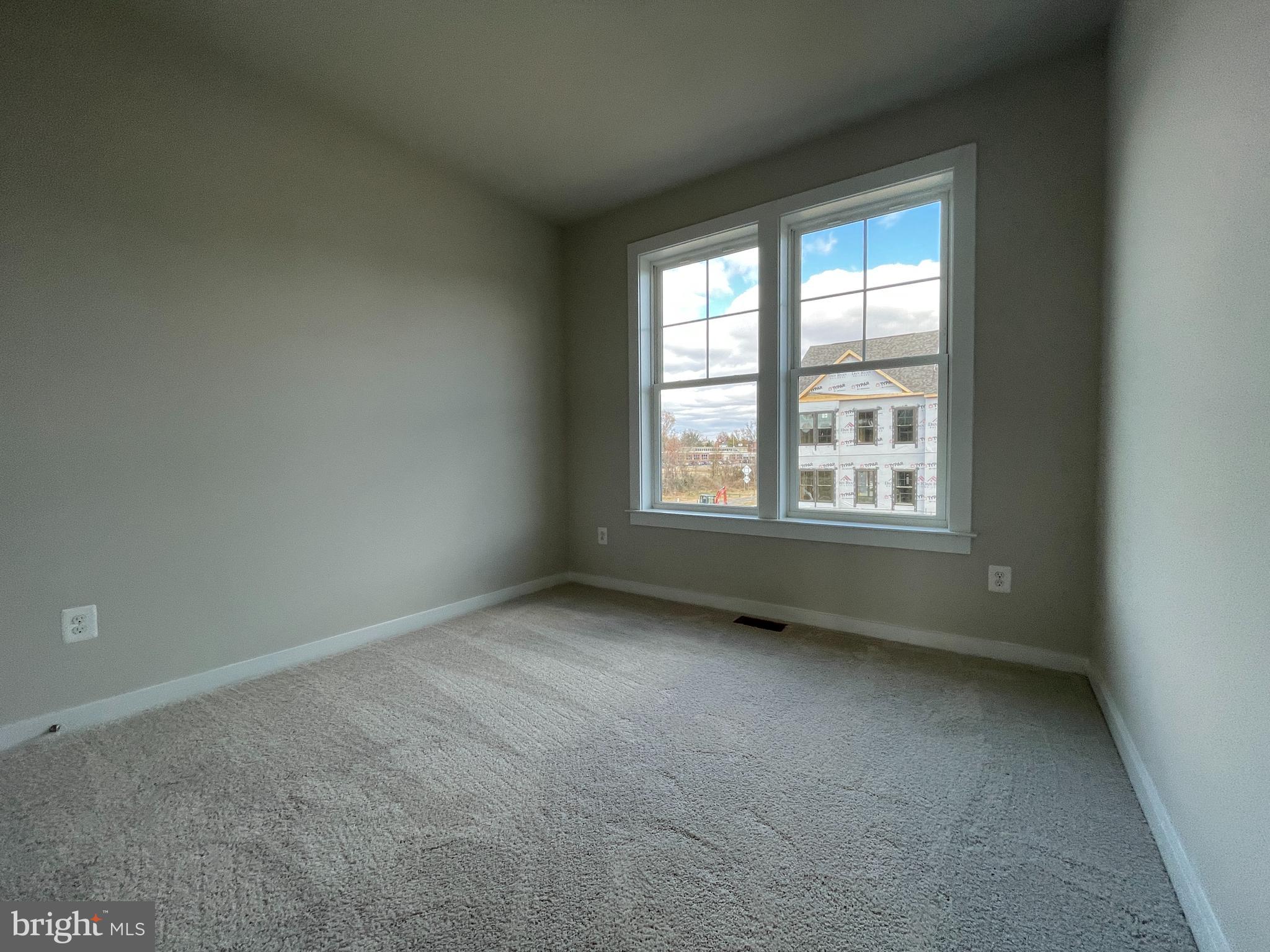 HIGHLANDER PARK - Residential Lease