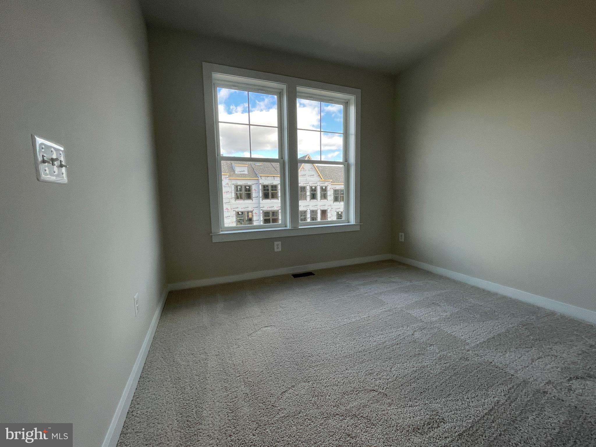 HIGHLANDER PARK - Residential Lease