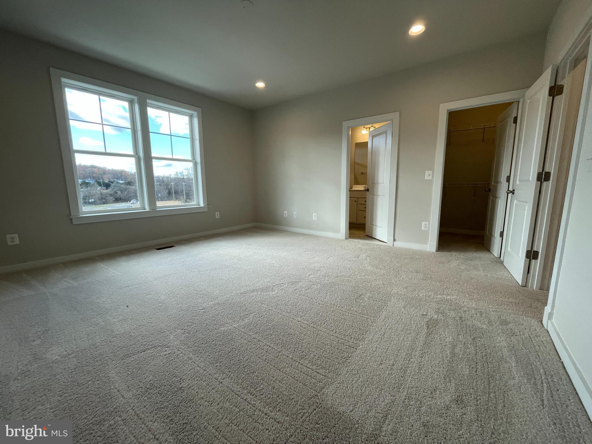 HIGHLANDER PARK - Residential Lease