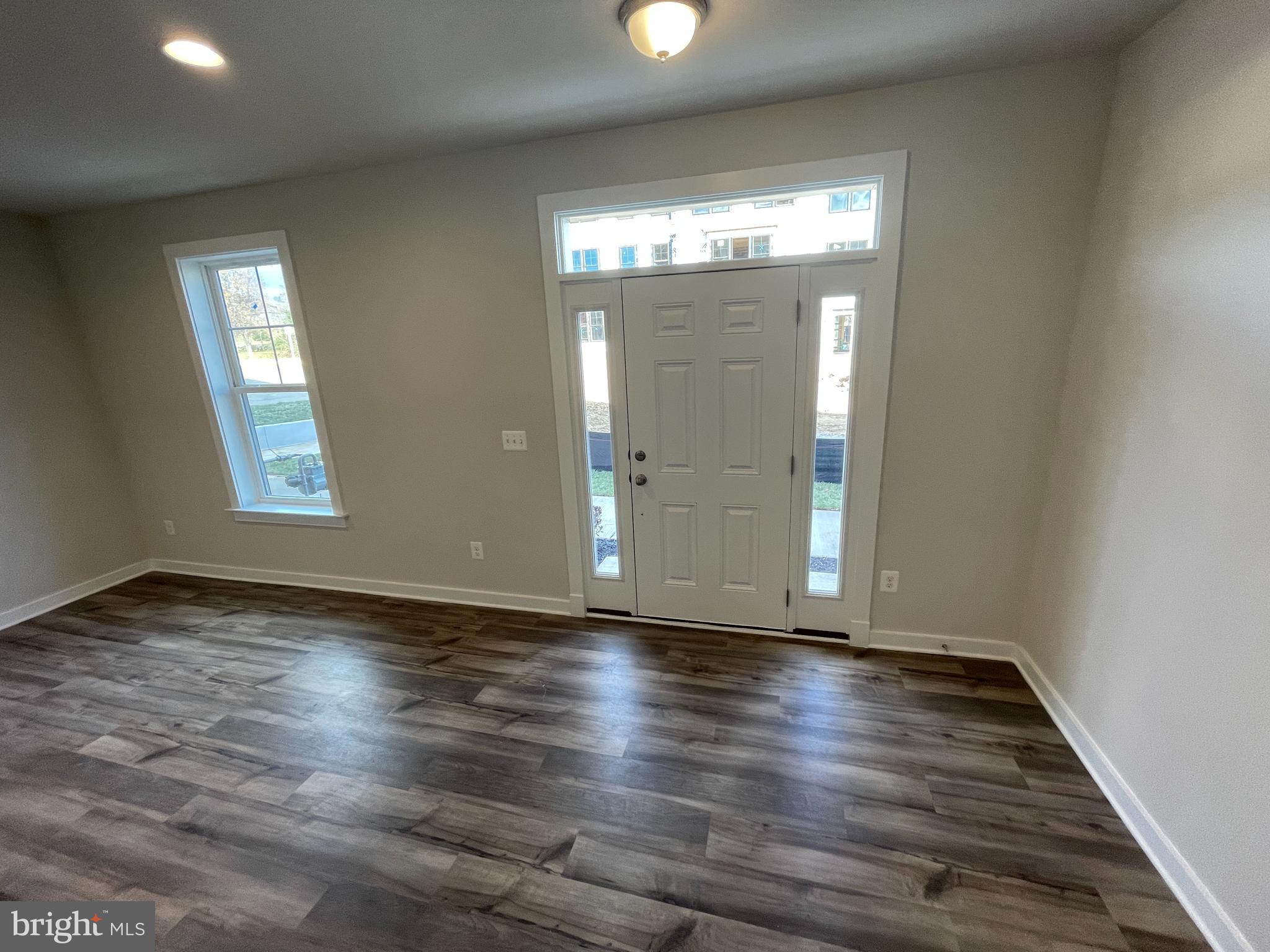 HIGHLANDER PARK - Residential Lease