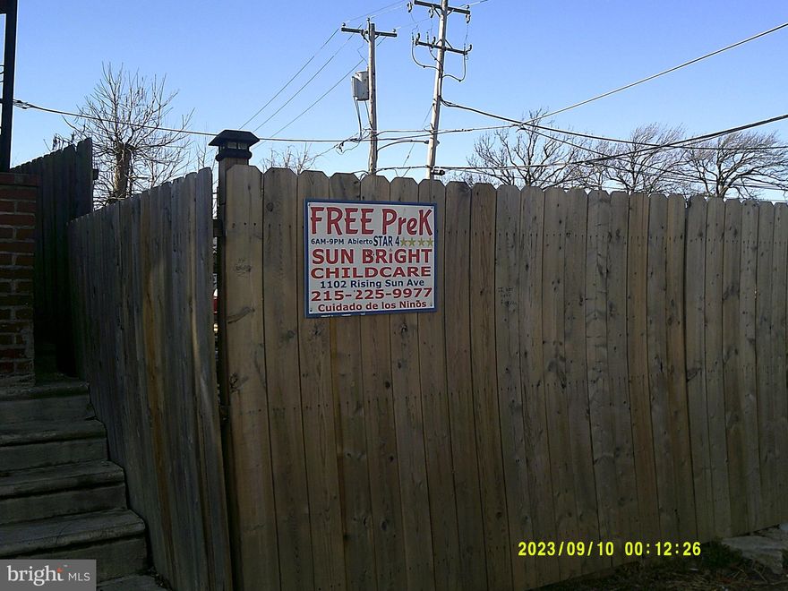 Seller is related to Agent.