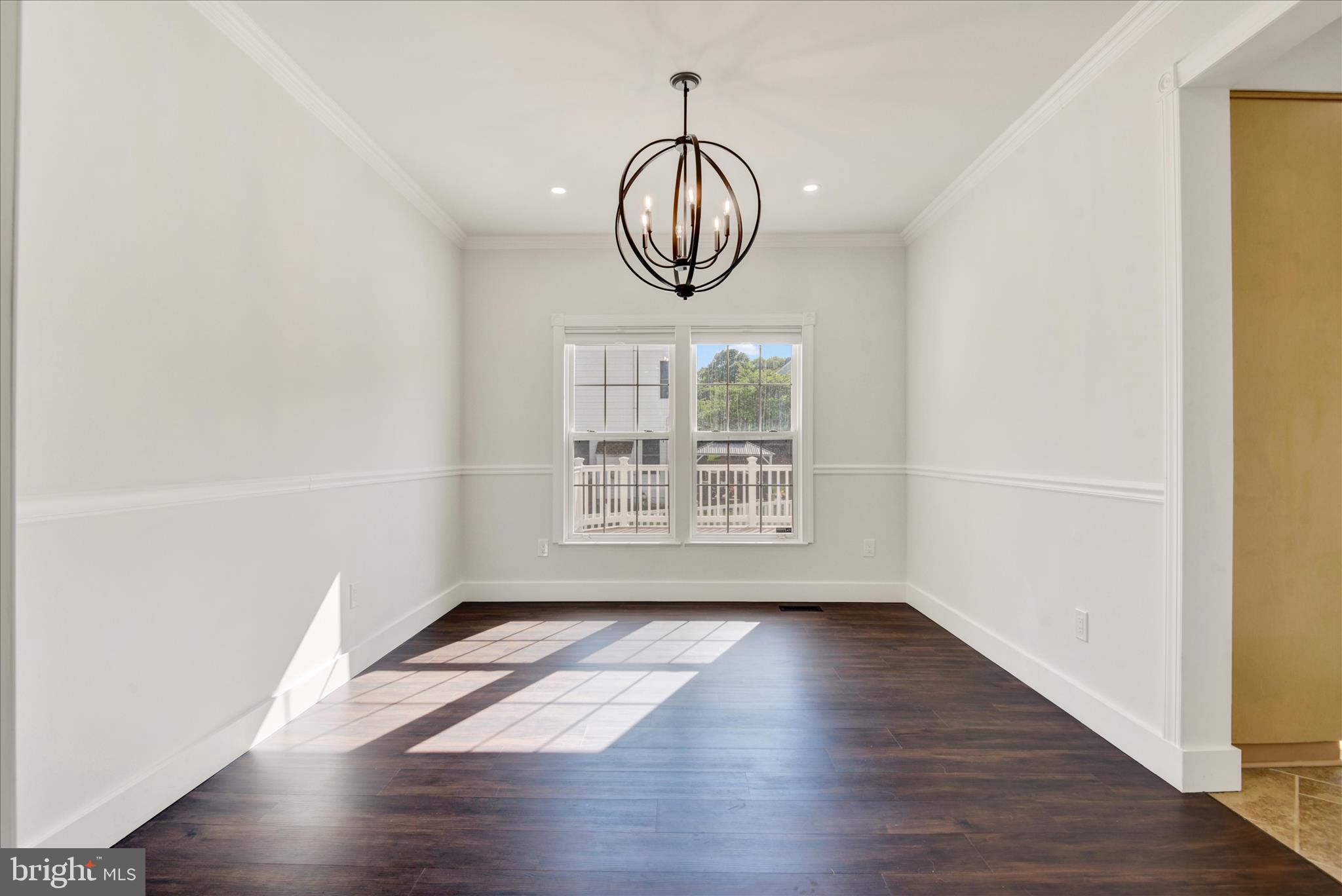 EDGEWOOD - Residential
