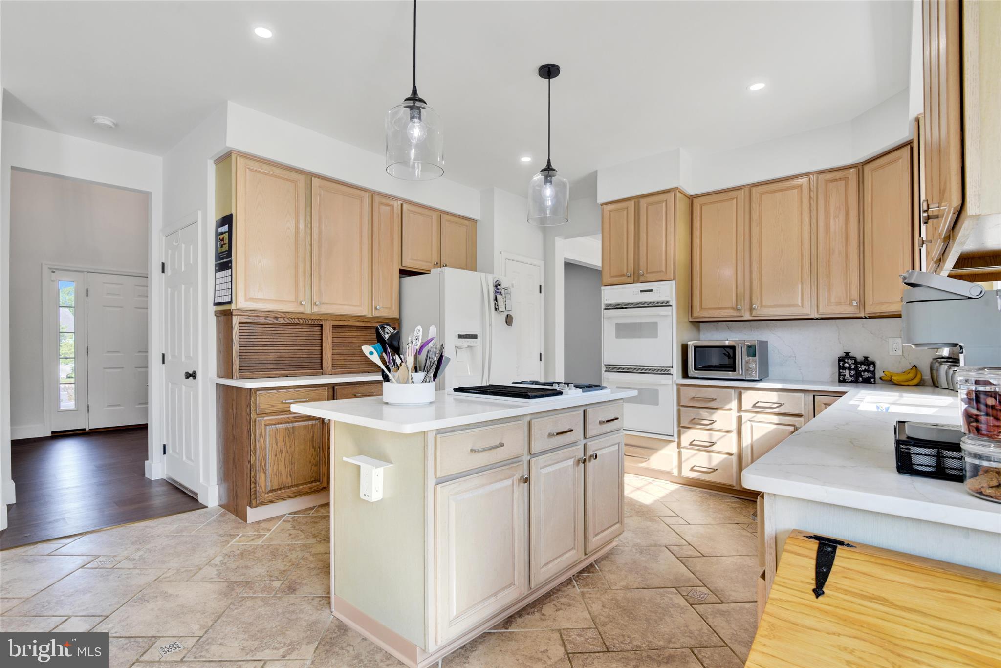 EDGEWOOD - Residential