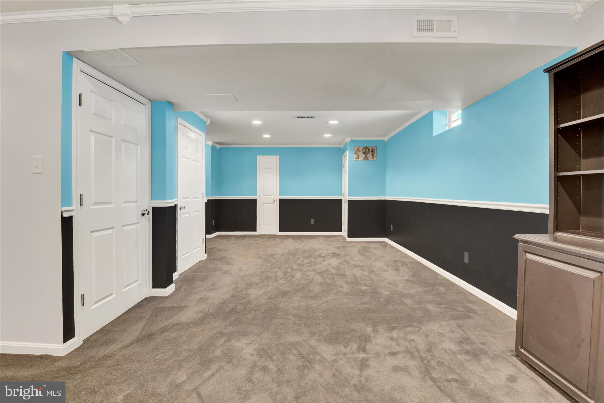 EDGEWOOD - Residential