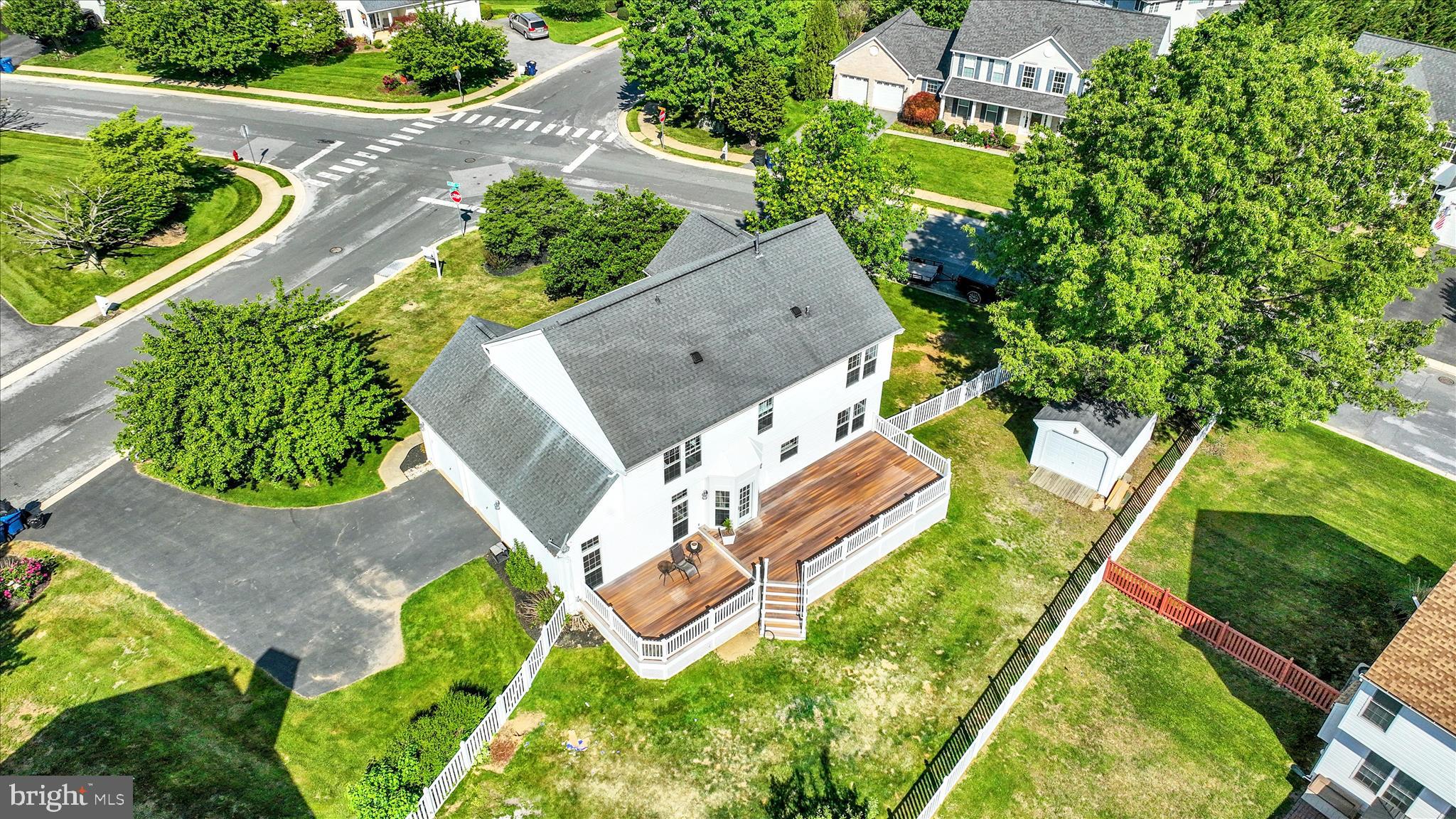 EDGEWOOD - Residential
