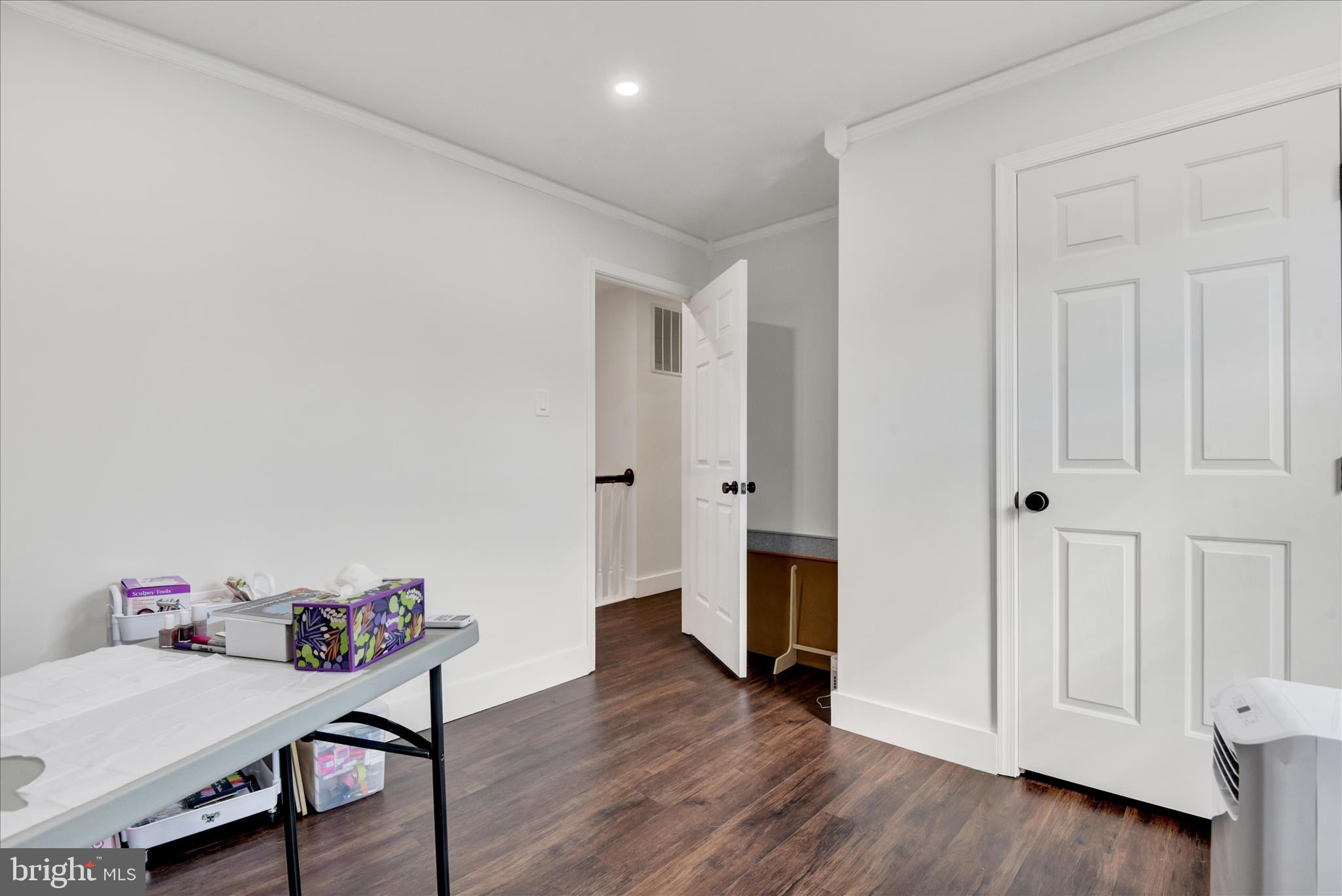 EDGEWOOD - Residential