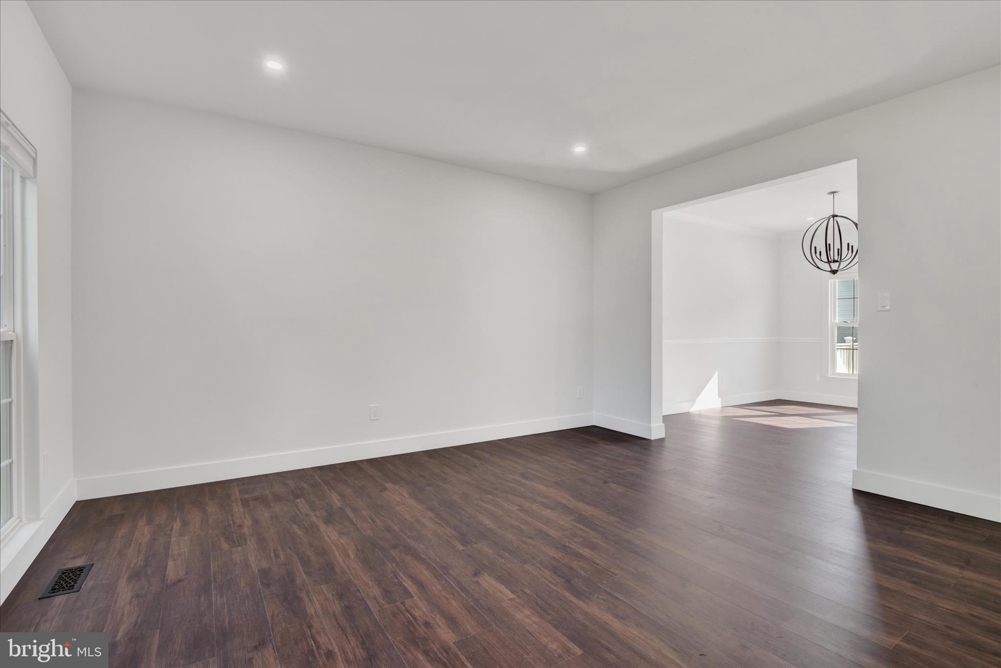 EDGEWOOD - Residential