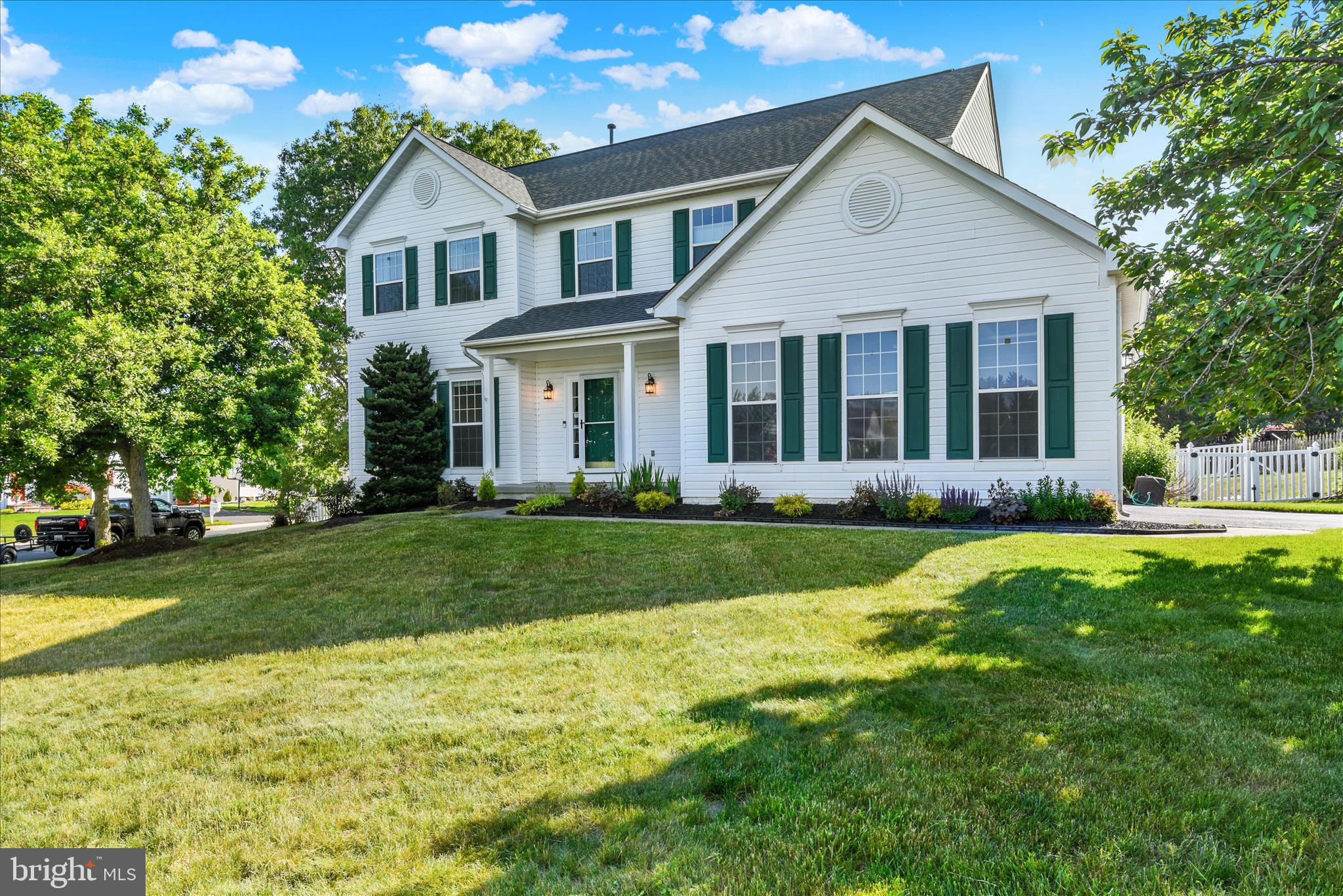 EDGEWOOD - Residential