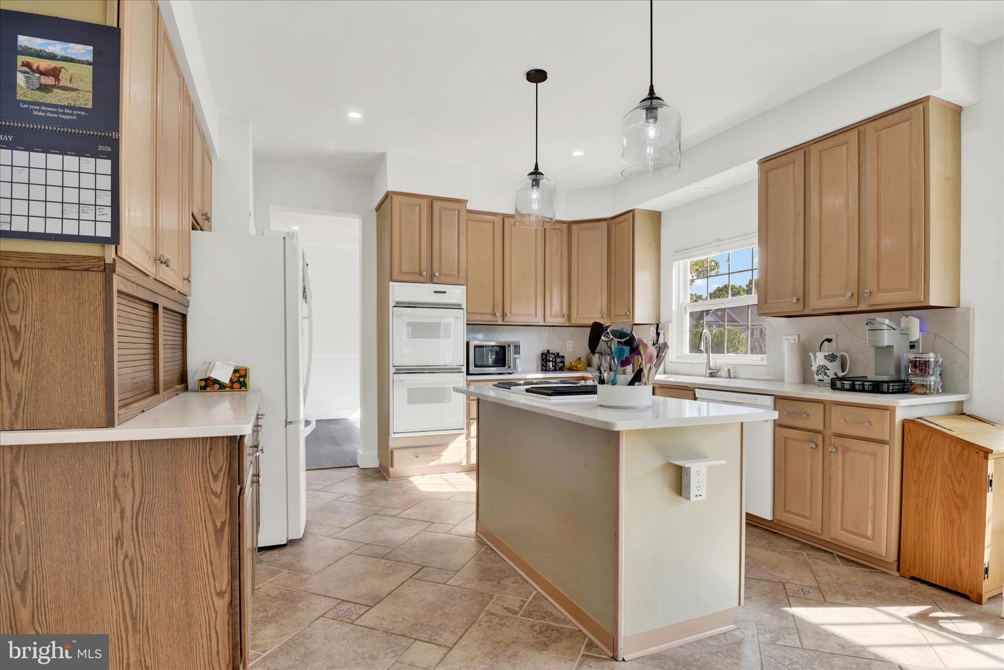 EDGEWOOD - Residential