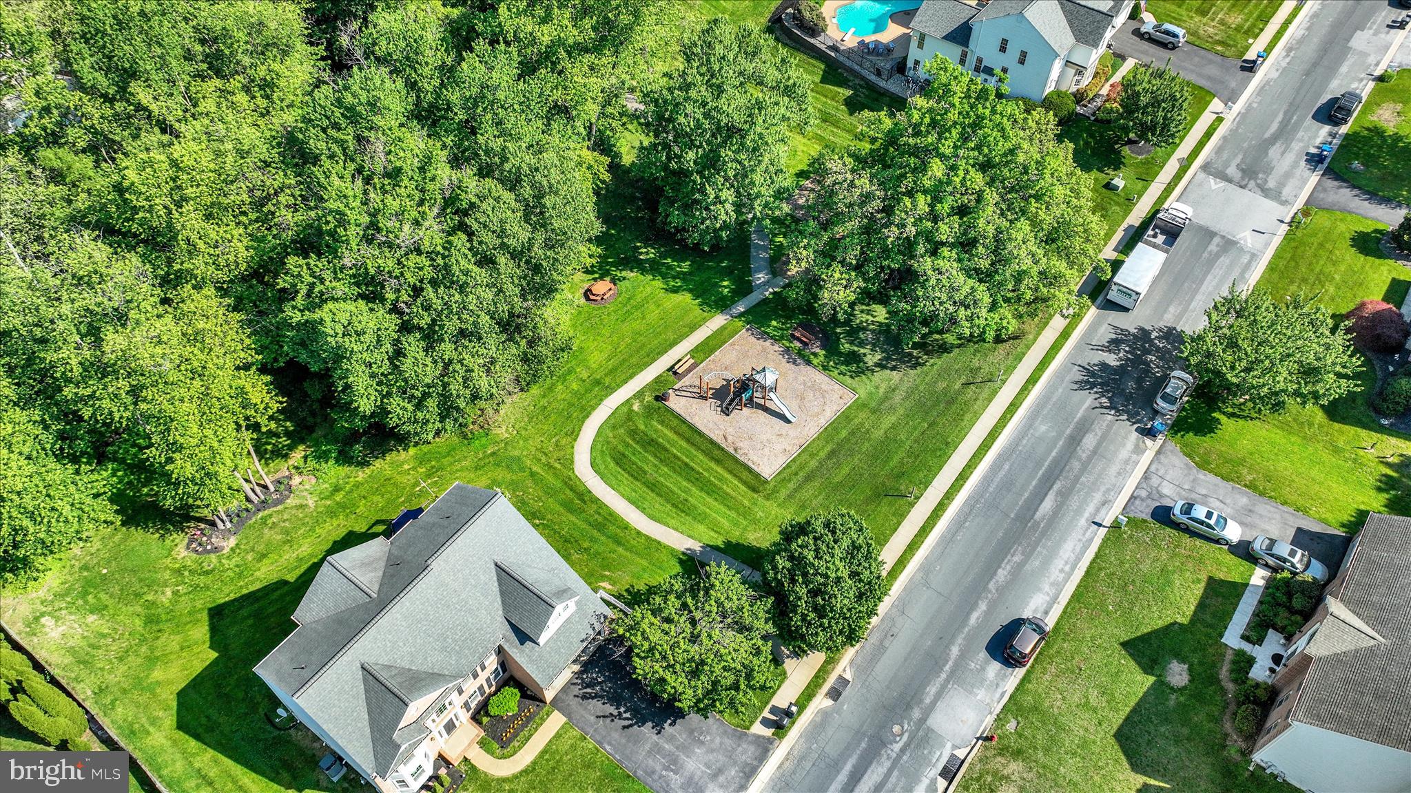 EDGEWOOD - Residential