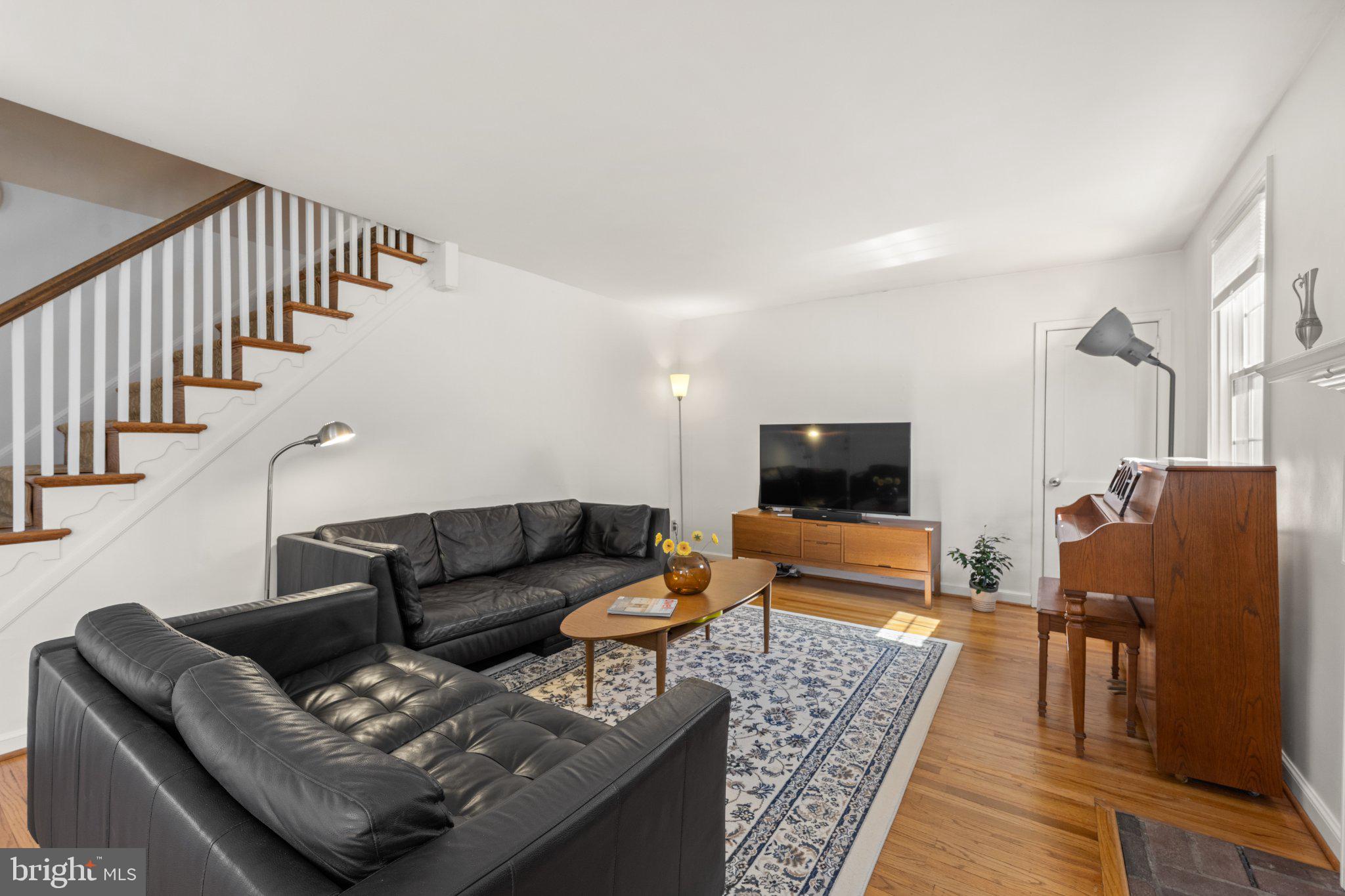 WYNNEWOOD - Residential