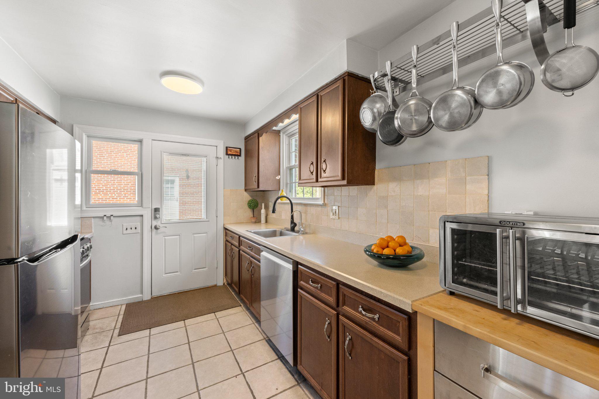 WYNNEWOOD - Residential