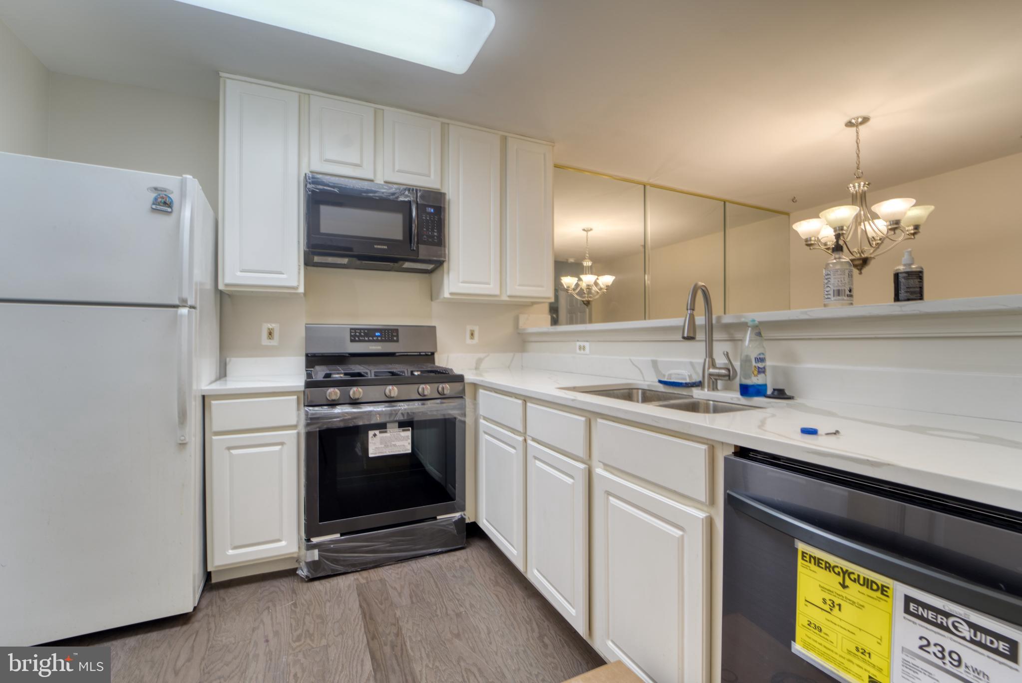 GREENBELT LAKE VILLAGE - Residential