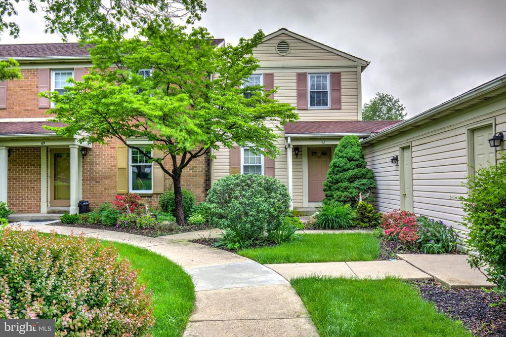 Photo of 68 Ashlea Village, NEW HOLLAND, PA 17557 (MLS # PALA2069966)