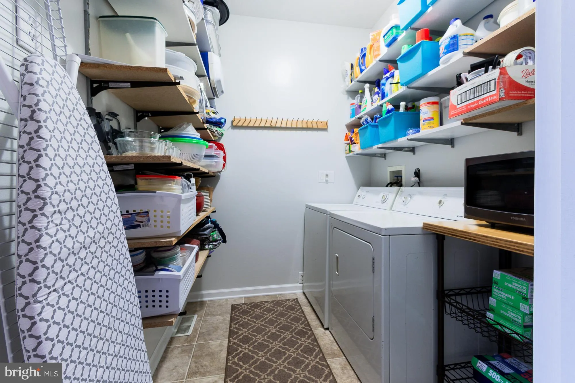 Martinsburg, West Virginia 25403, United States, 4 Bedrooms Bedrooms, ,4 BathroomsBathrooms,Residential,Coming Soon,237594