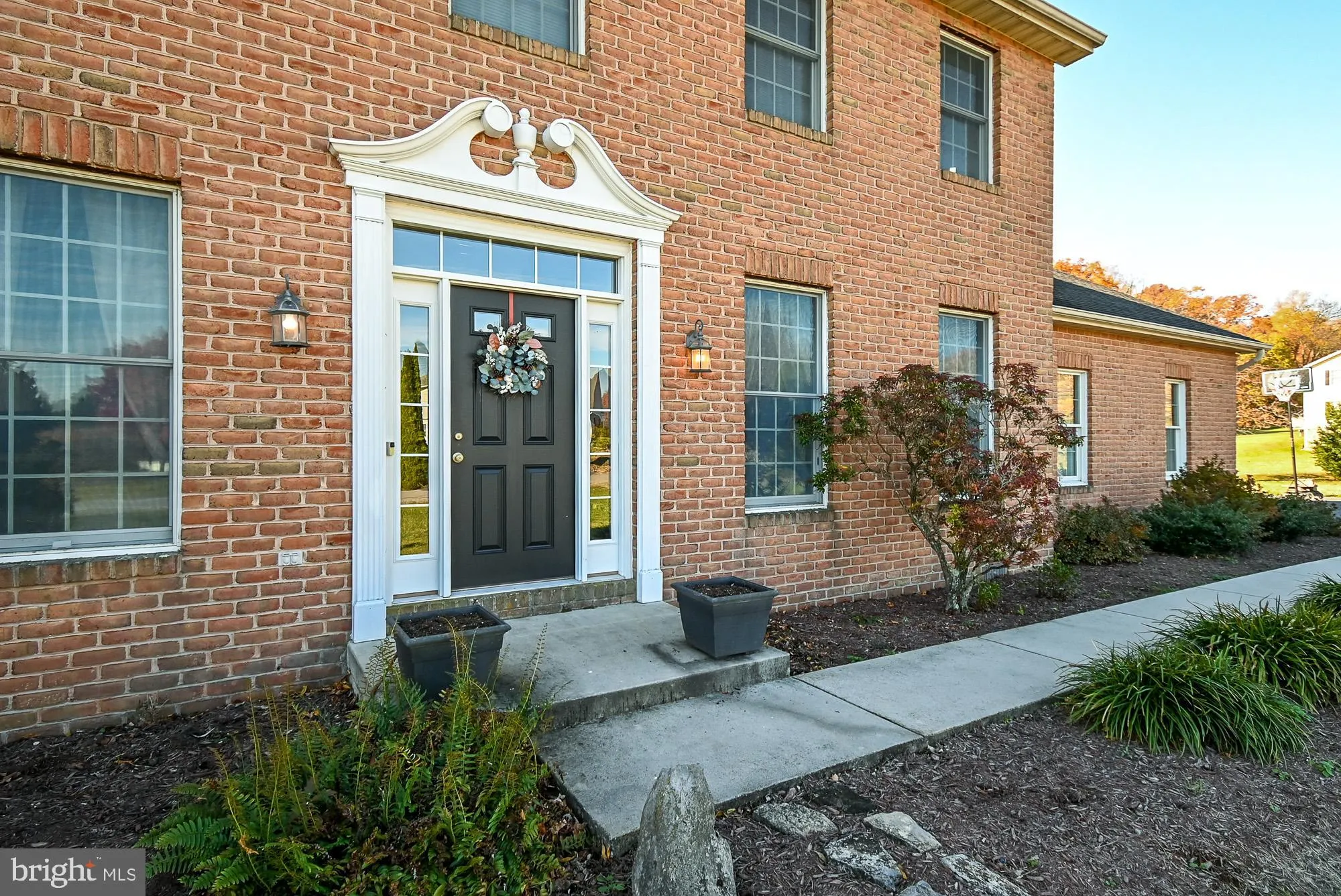 Martinsburg, West Virginia 25403, United States, 4 Bedrooms Bedrooms, ,4 BathroomsBathrooms,Residential,Coming Soon,237594