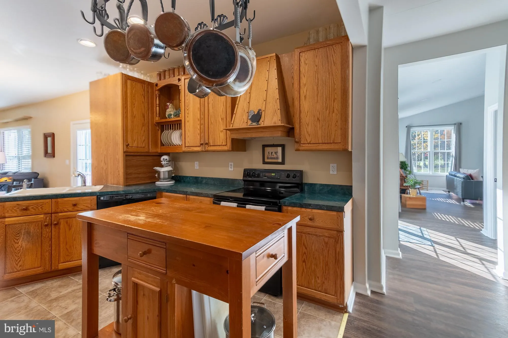 Martinsburg, West Virginia 25403, United States, 4 Bedrooms Bedrooms, ,4 BathroomsBathrooms,Residential,Coming Soon,237594