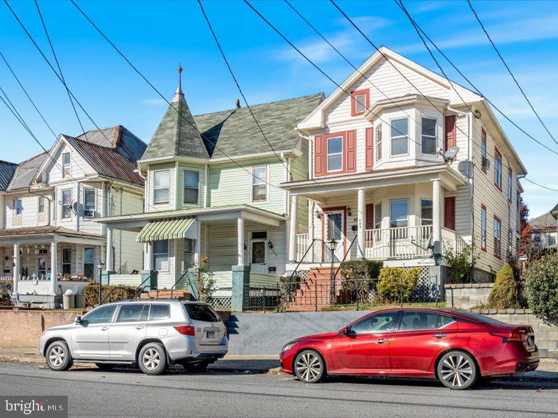 DOWNTOWN MARTINSBURG - Residential