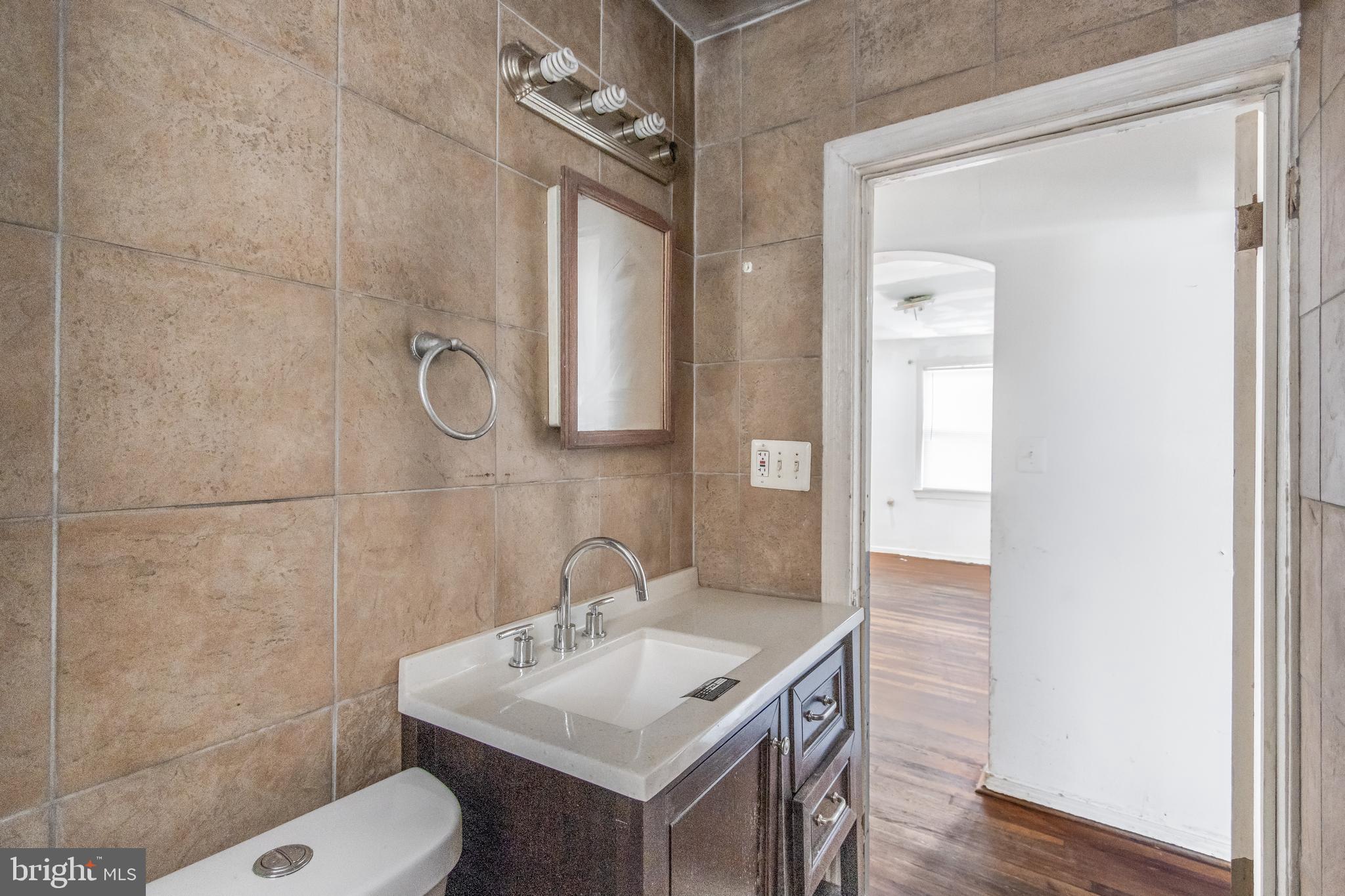 SANSBURY PARK - Residential