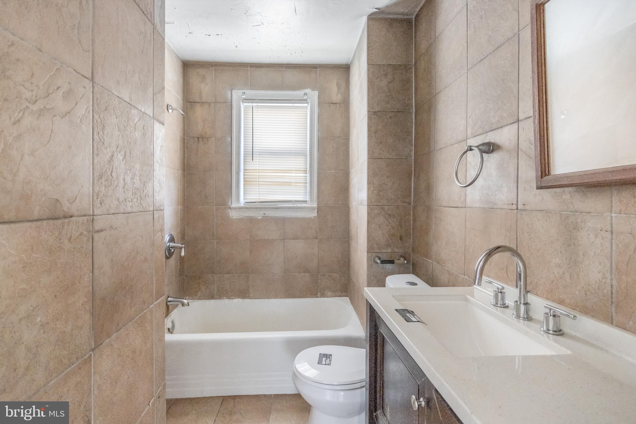 SANSBURY PARK - Residential