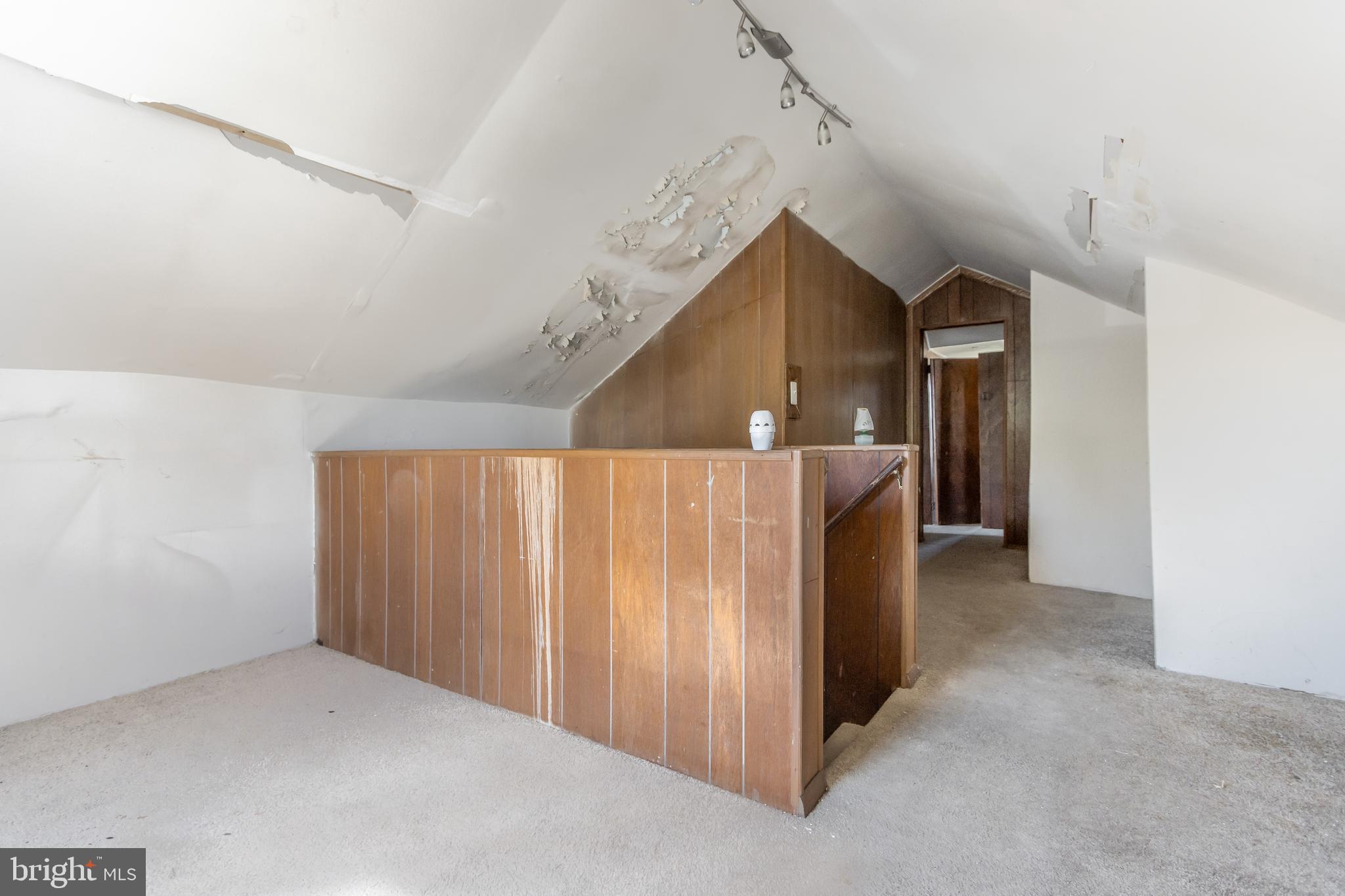 SANSBURY PARK - Residential