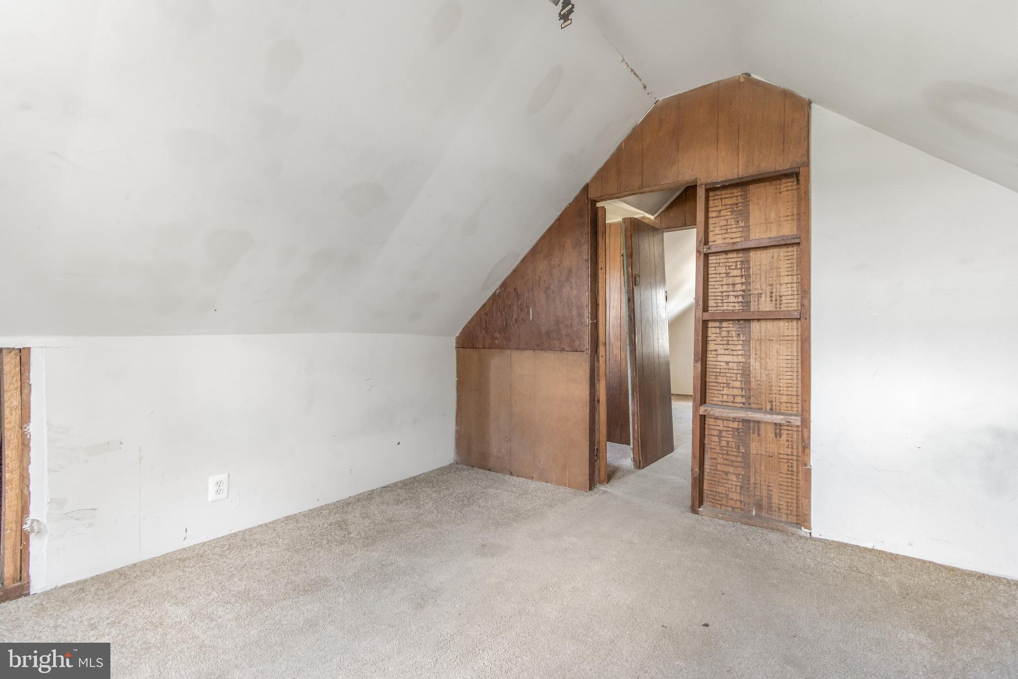 SANSBURY PARK - Residential