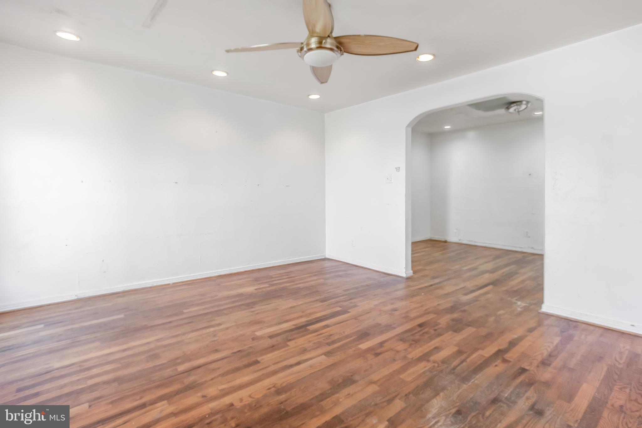 SANSBURY PARK - Residential