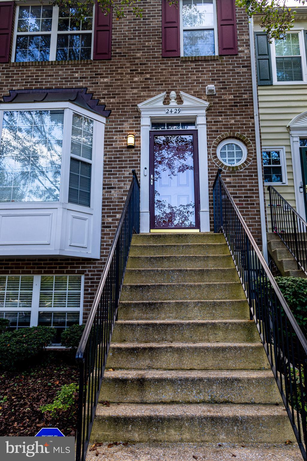 2429 LIZBEC COURT