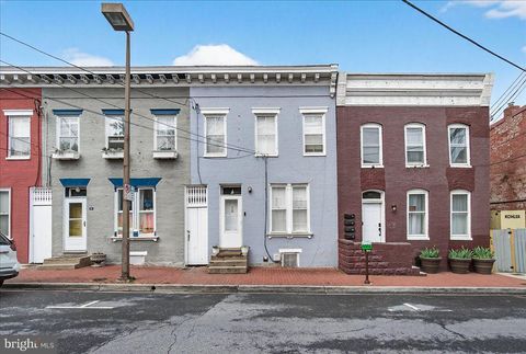 Photo of 13 W All Saints Street, FREDERICK, MD 21701 (MLS # MDFR2079456)