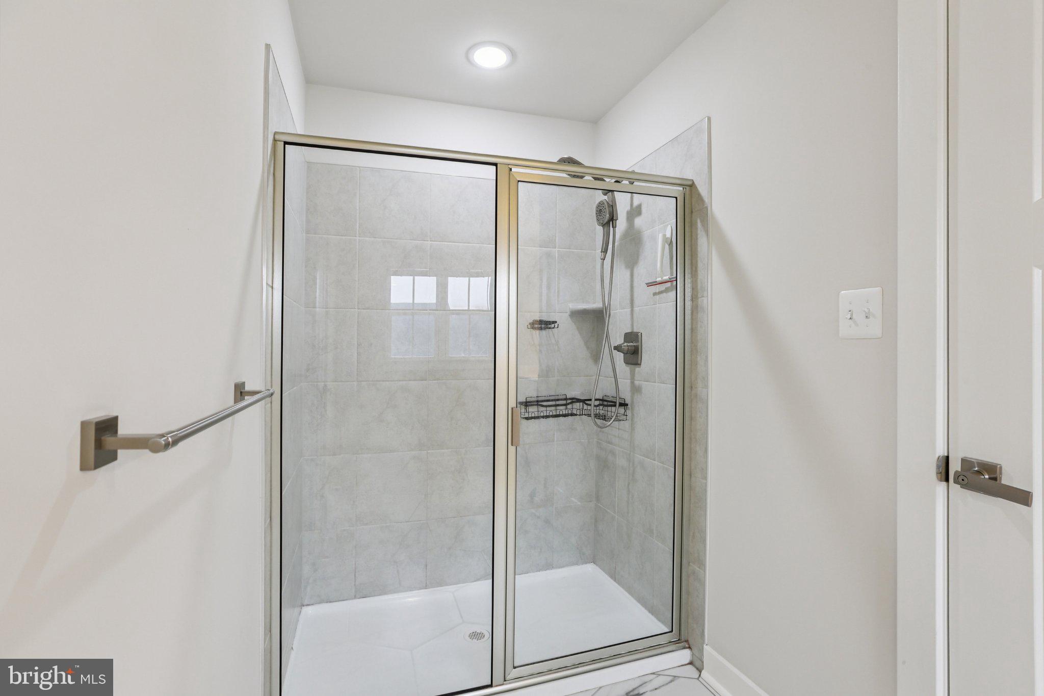 LANDSDALE - Residential