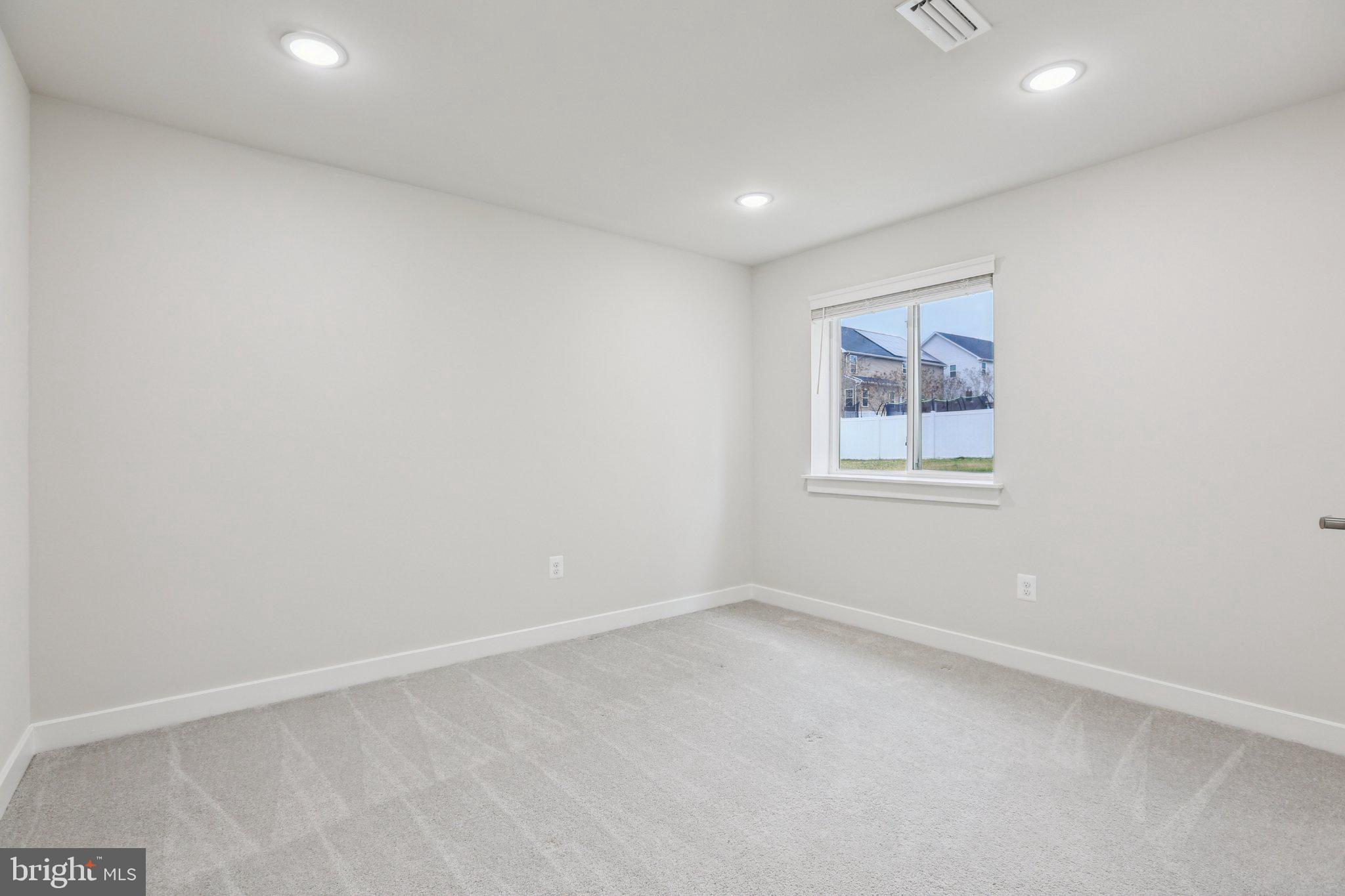 LANDSDALE - Residential