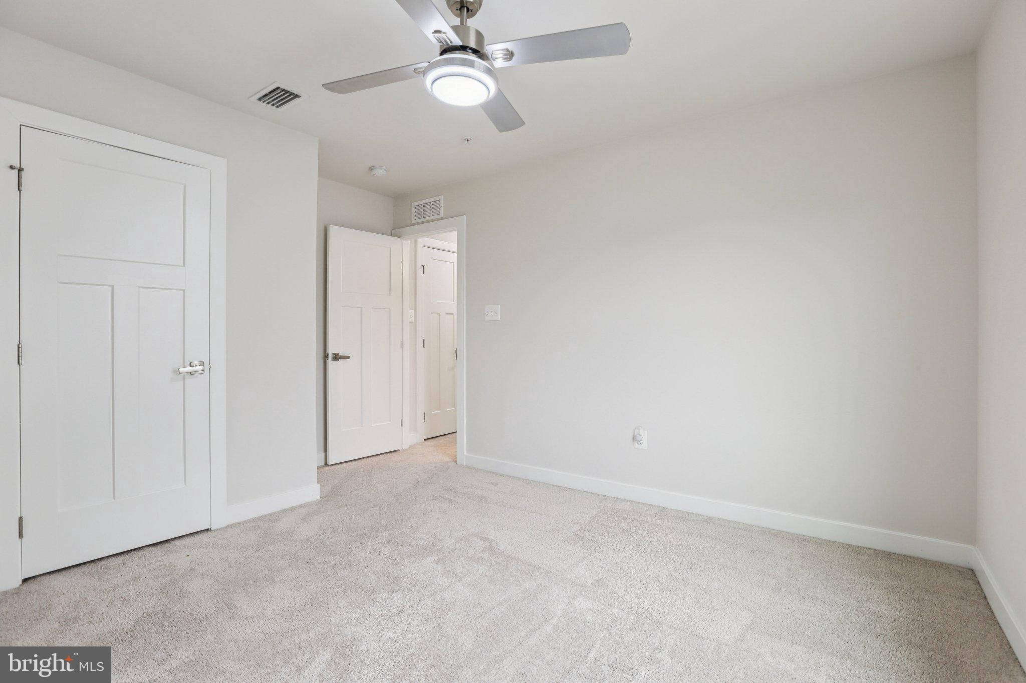 LANDSDALE - Residential