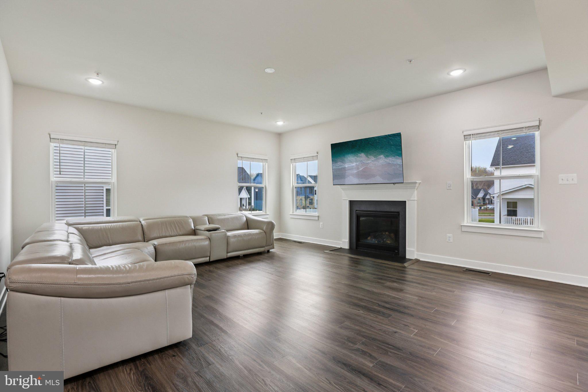 LANDSDALE - Residential