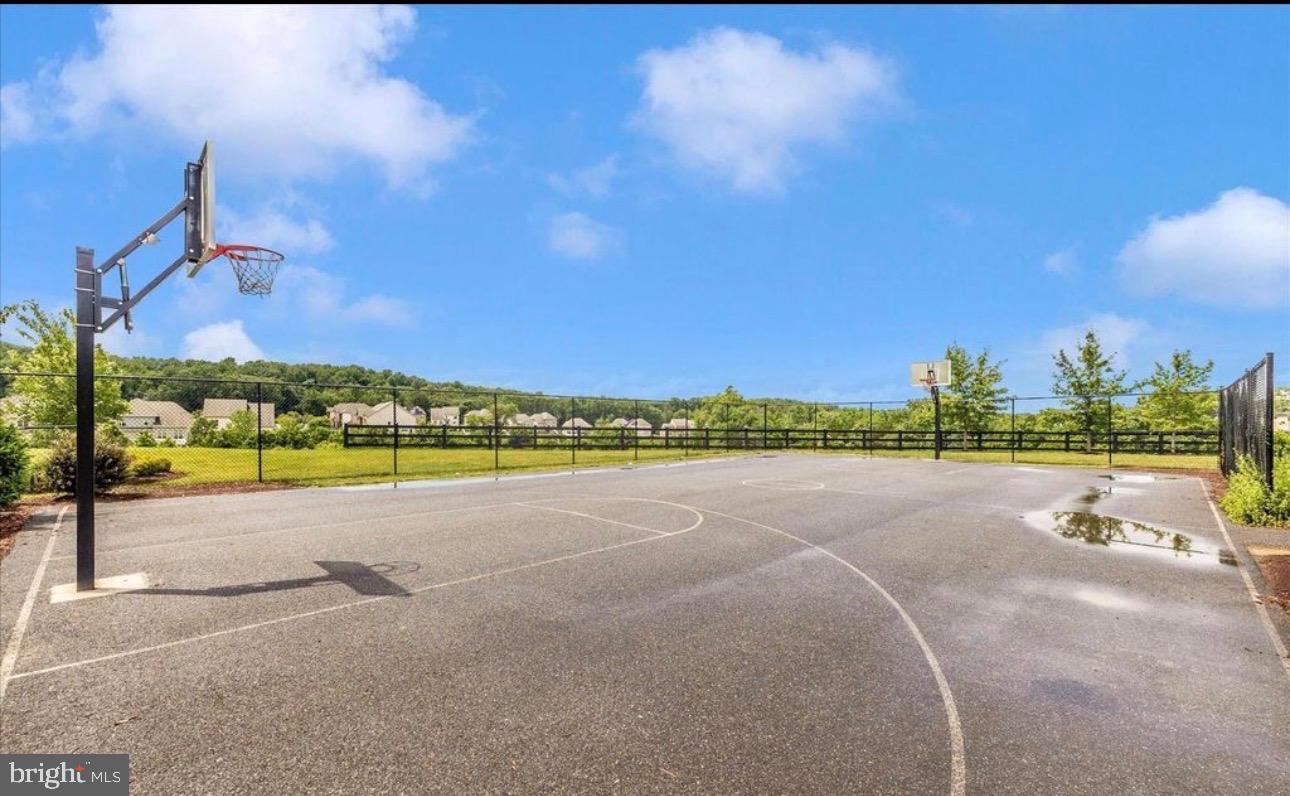 LANDSDALE - Residential