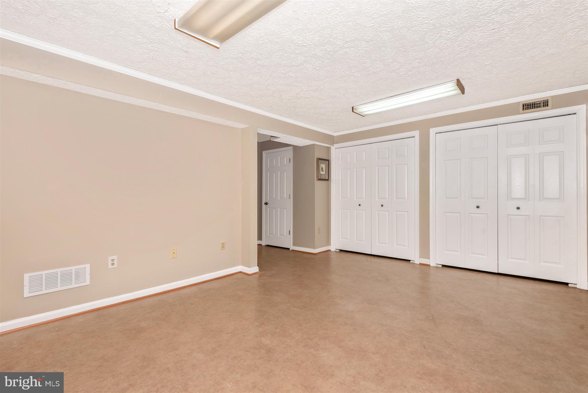 FARMBROOK - Residential