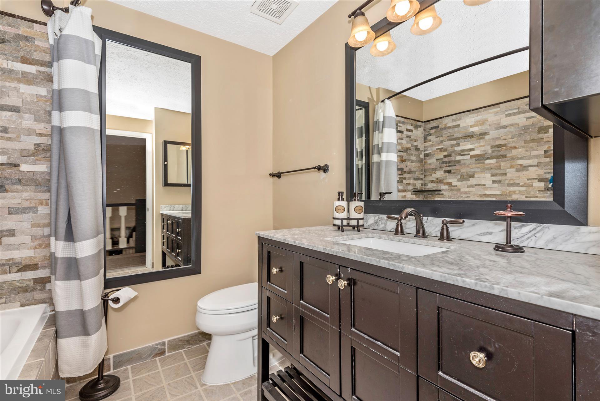 FARMBROOK - Residential