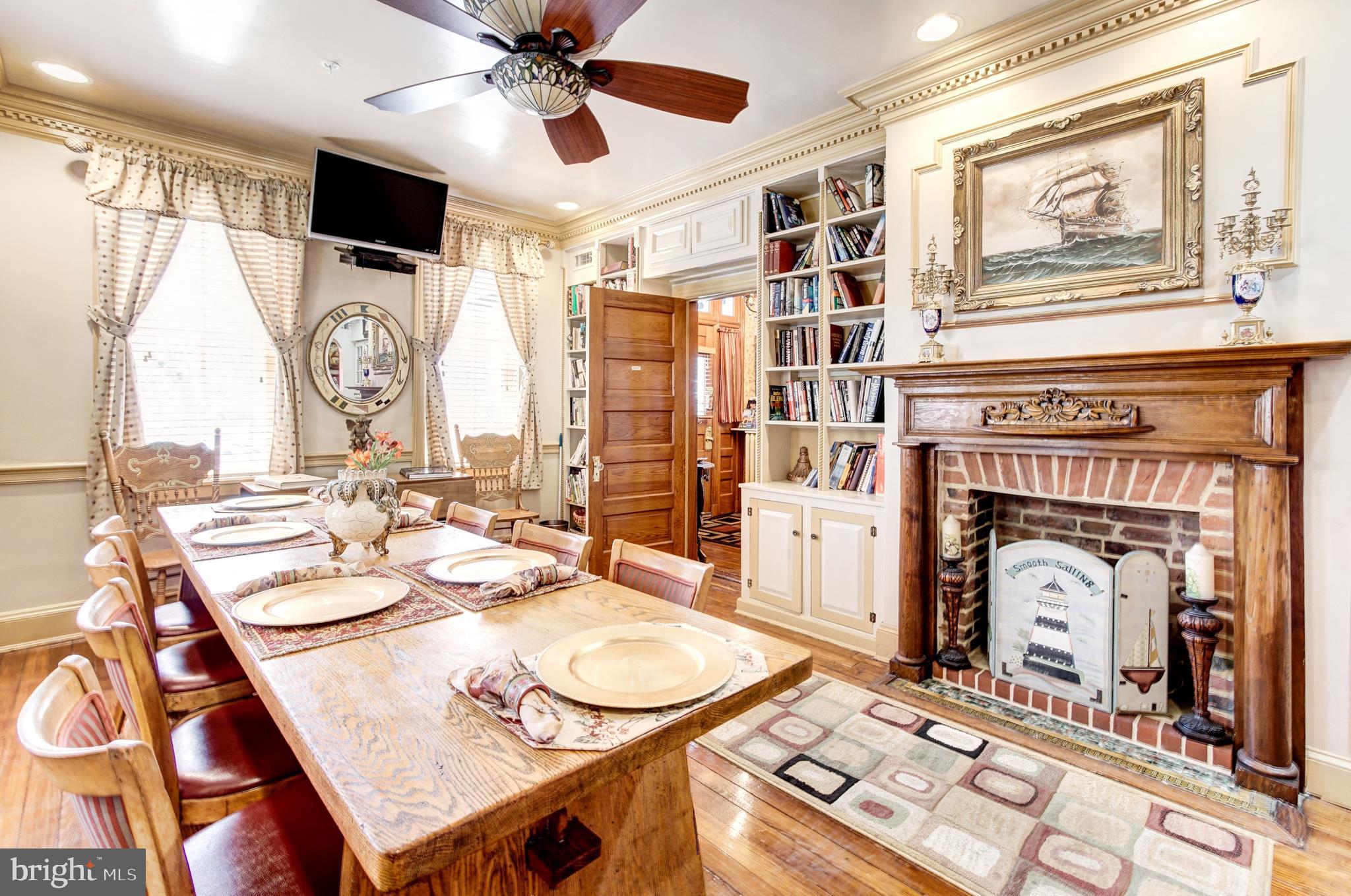 HISTORIC DISTRICT - Commercial Sale