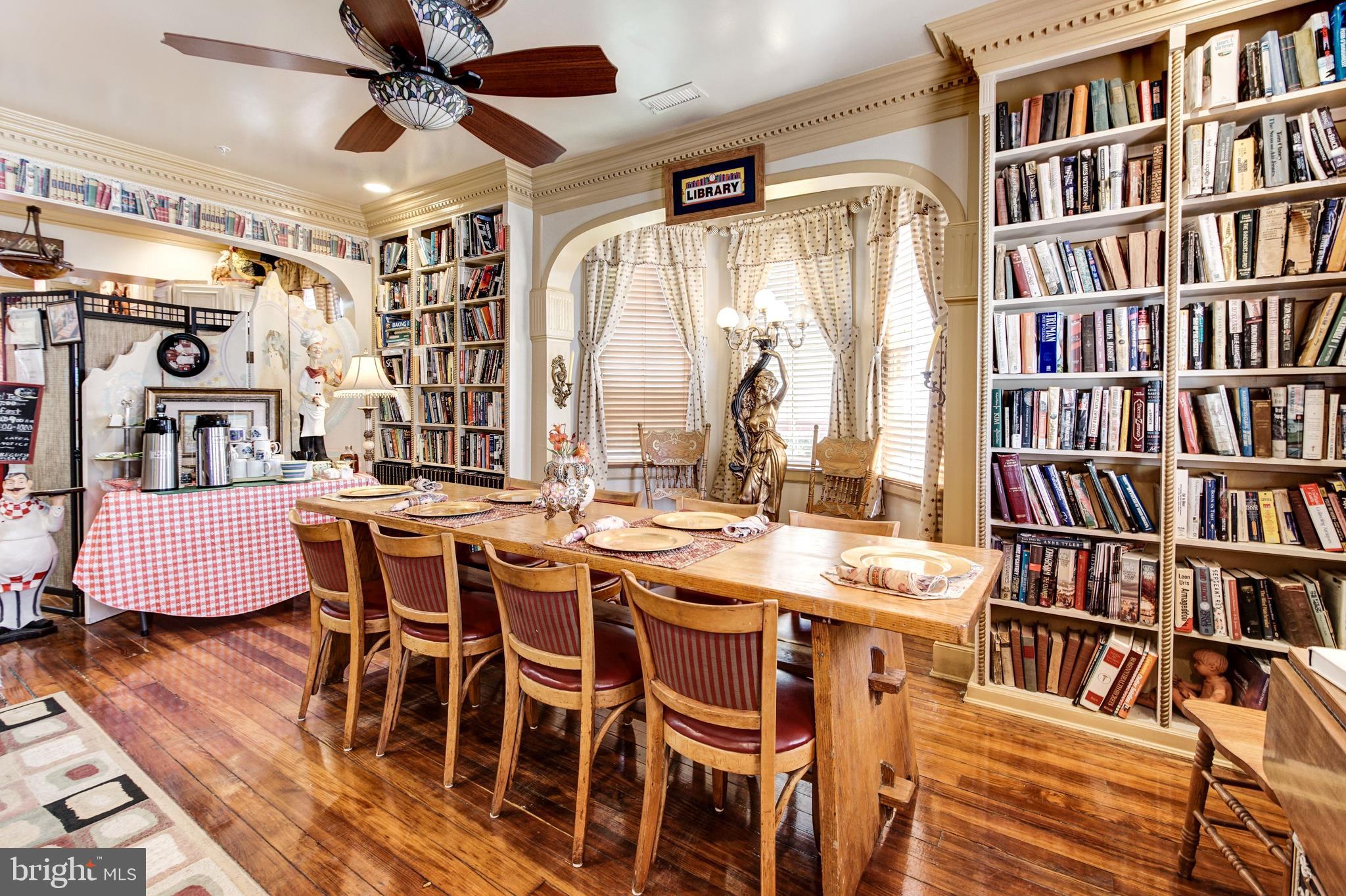 HISTORIC DISTRICT - Commercial Sale