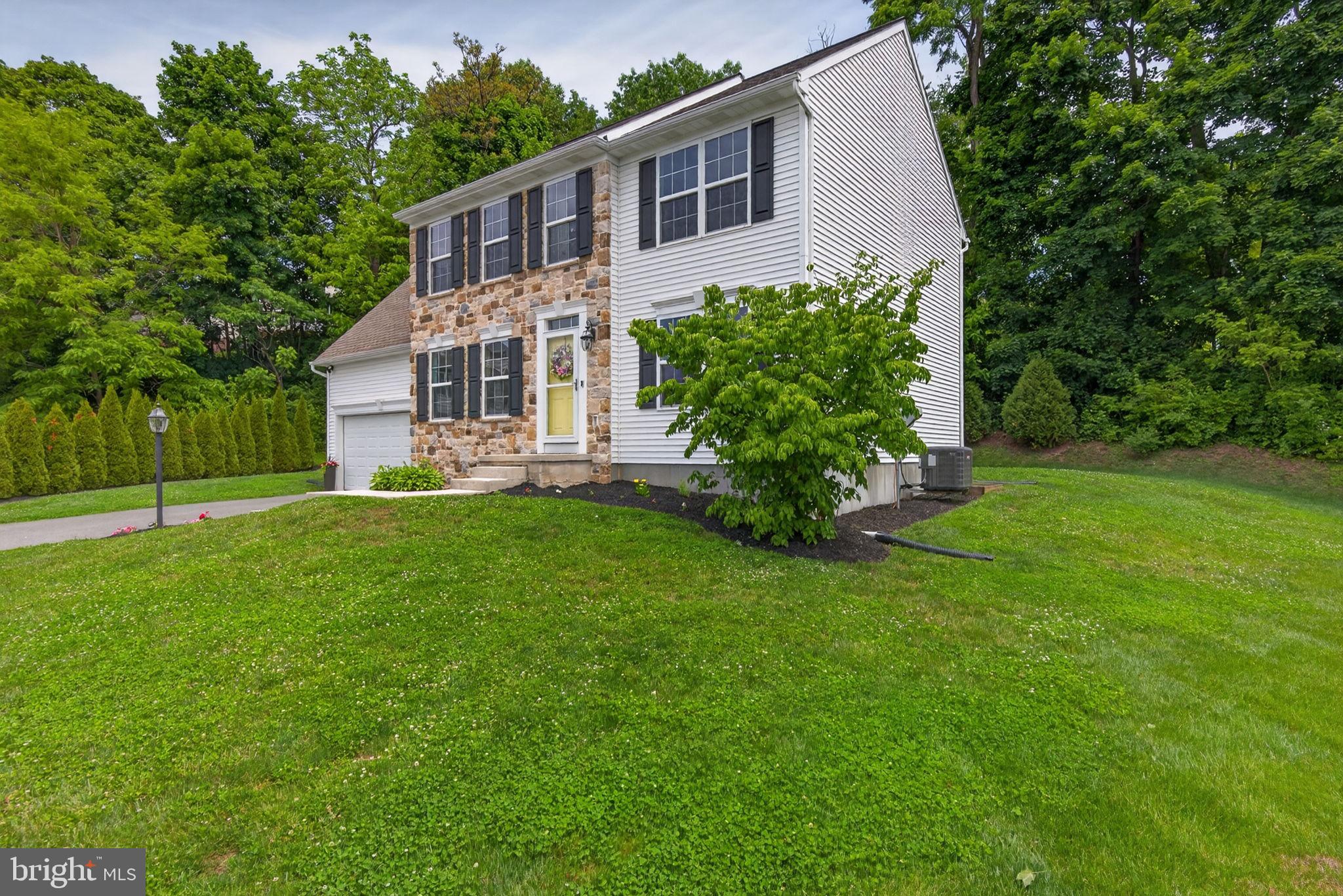 COPPERWOOD LANE - Residential