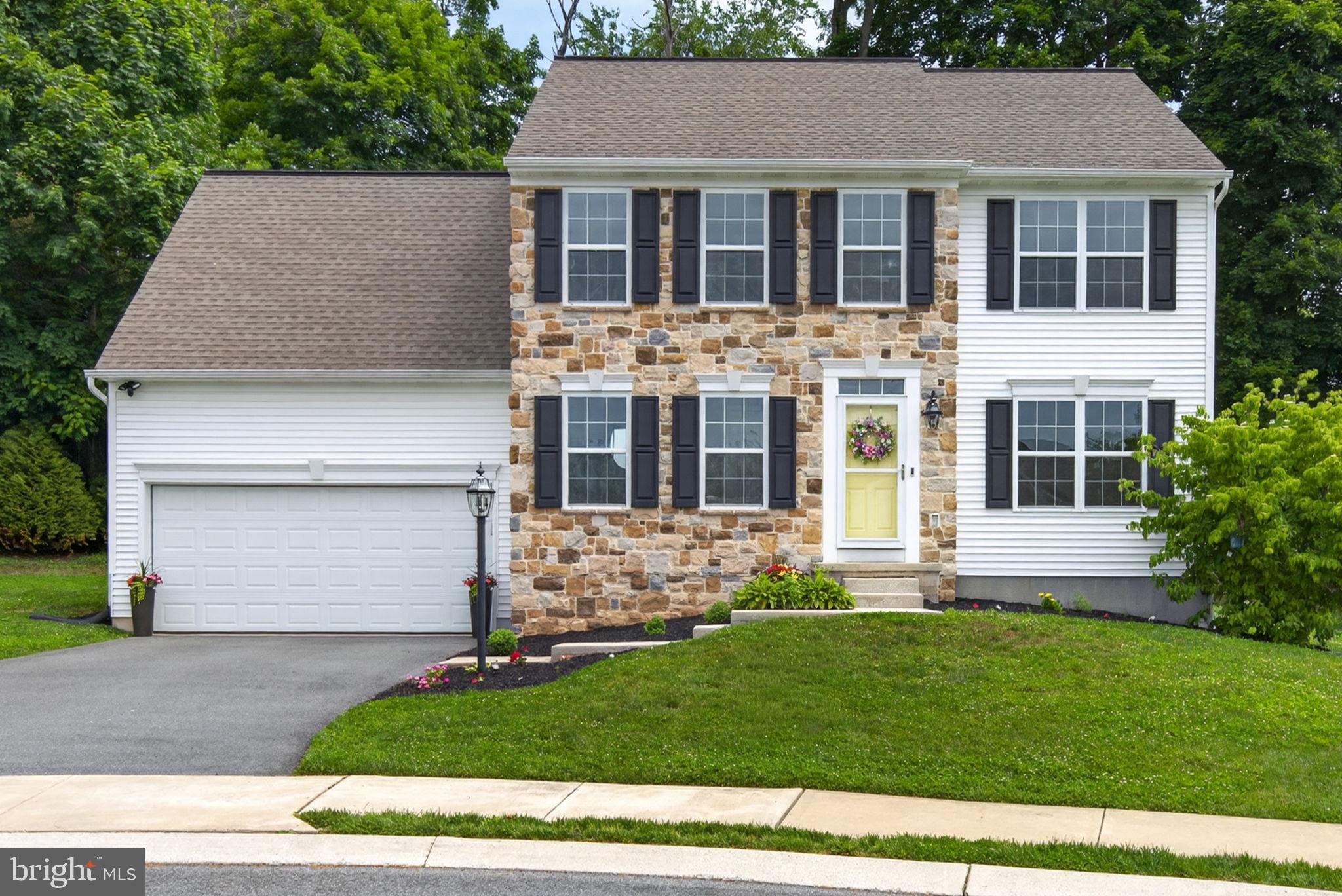 COPPERWOOD LANE - Residential