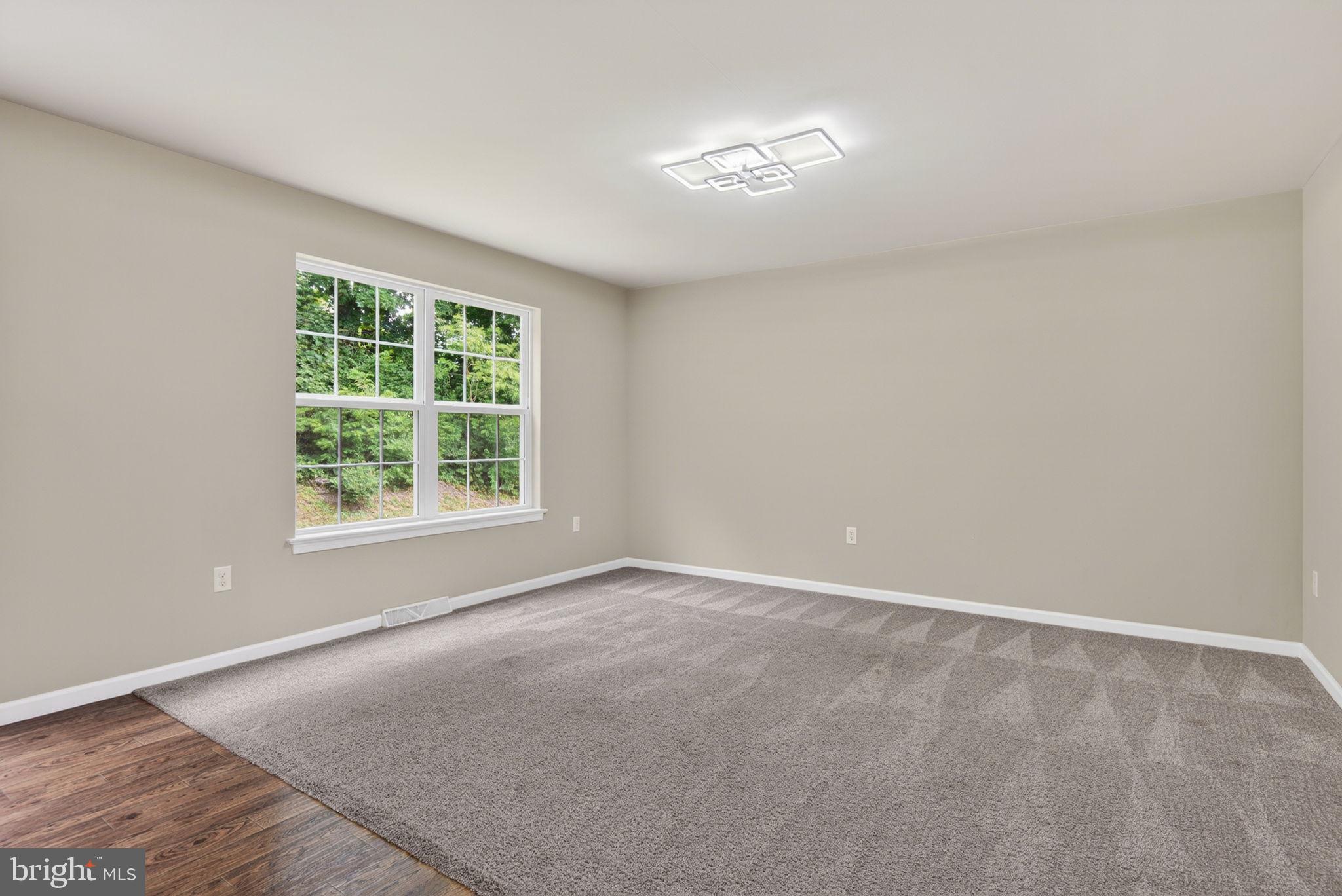 COPPERWOOD LANE - Residential