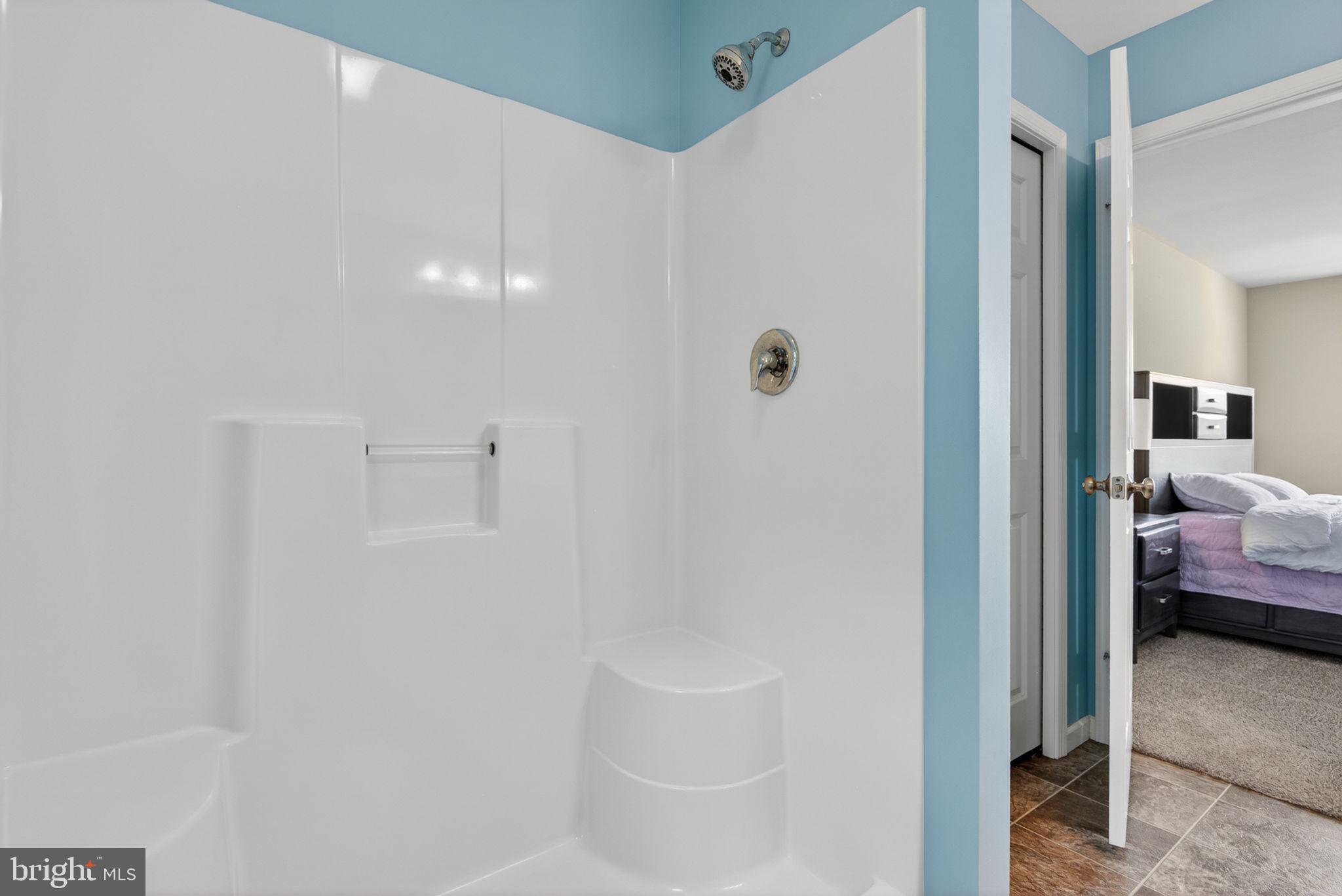 COPPERWOOD LANE - Residential