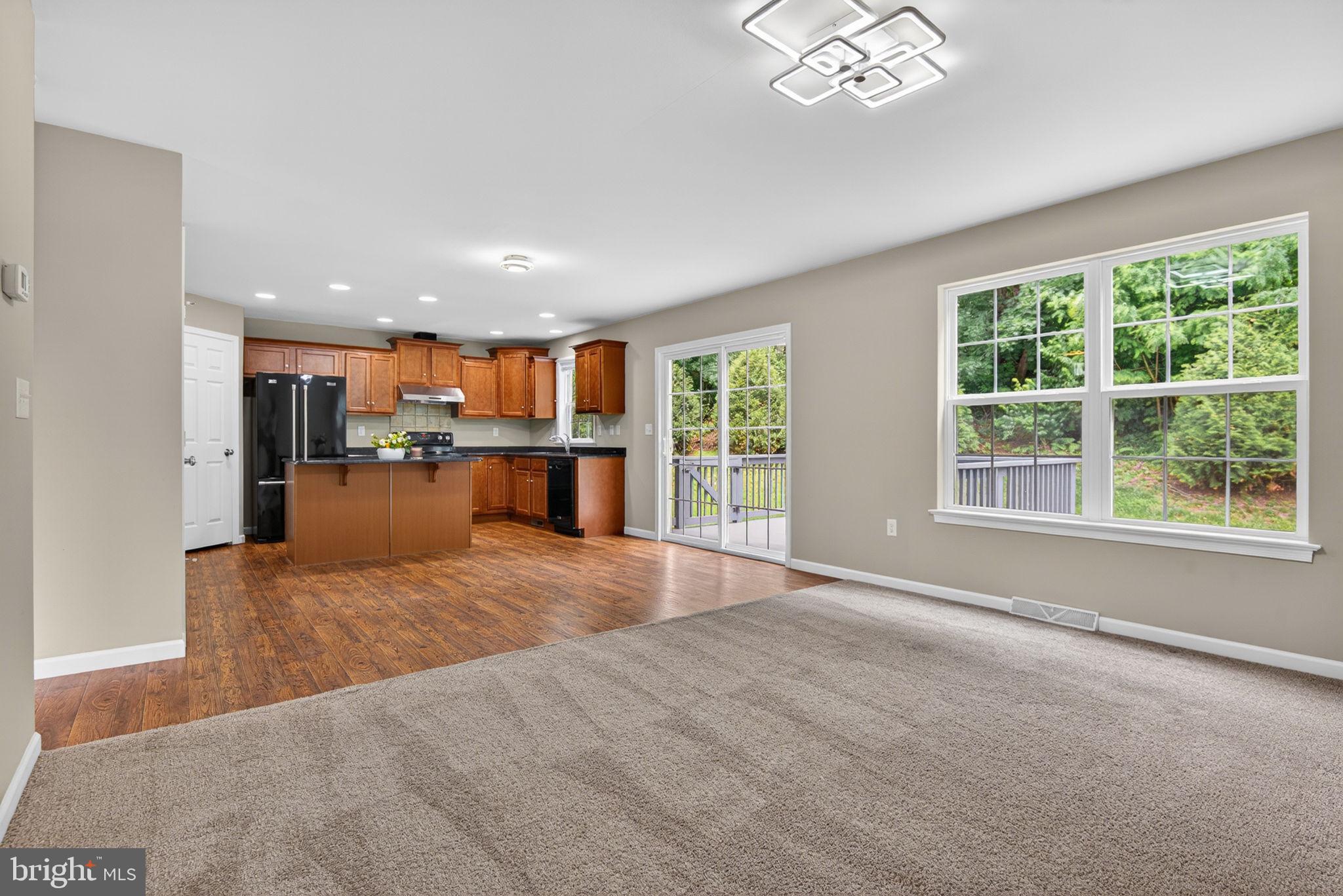 COPPERWOOD LANE - Residential
