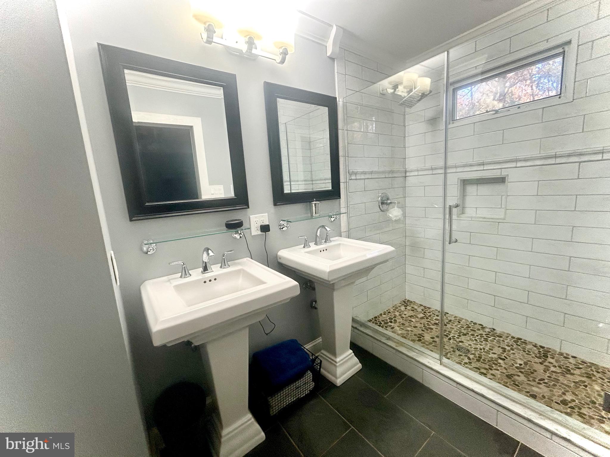 ULMSTEAD GARDENS - Residential