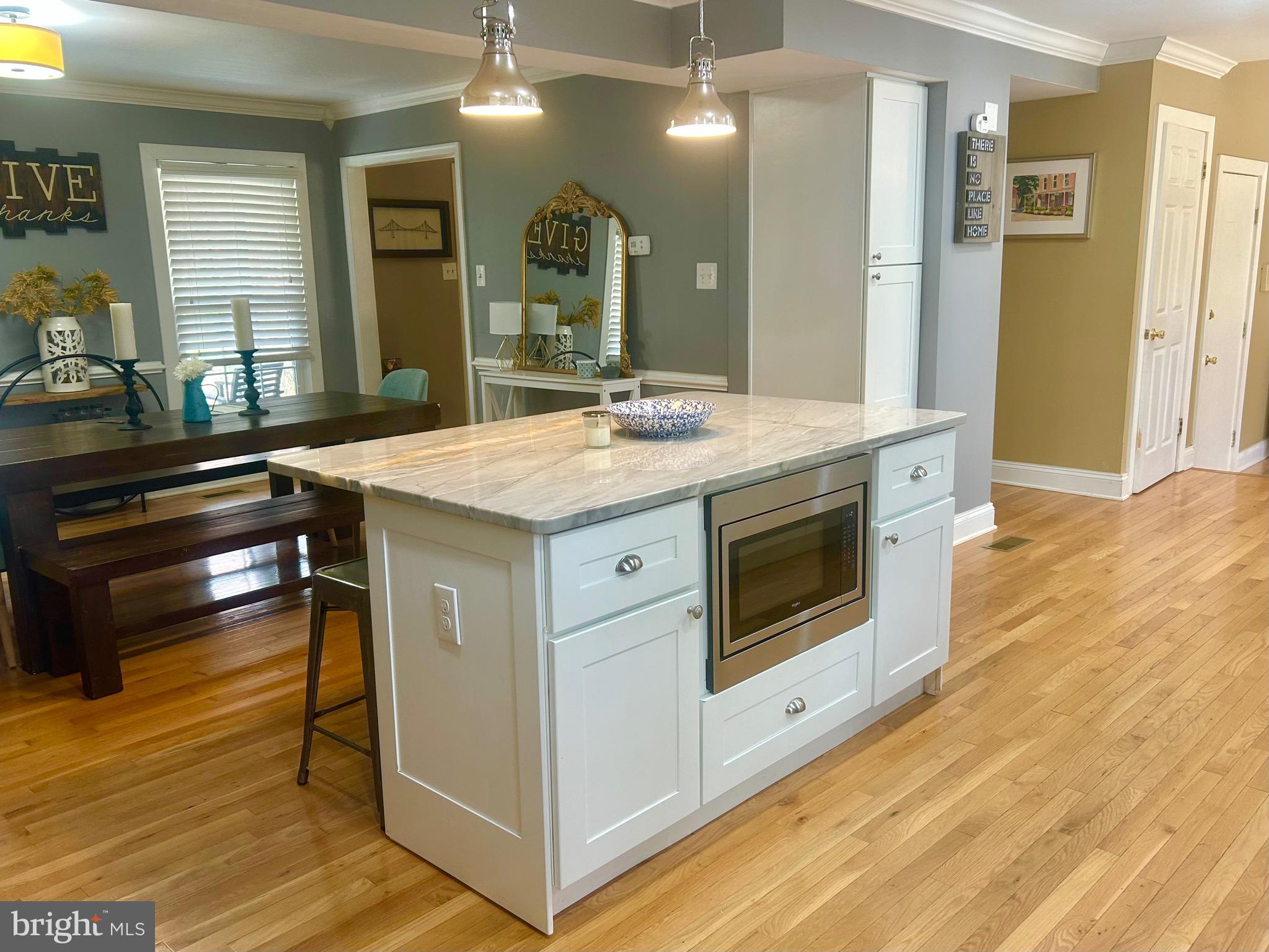 ULMSTEAD GARDENS - Residential