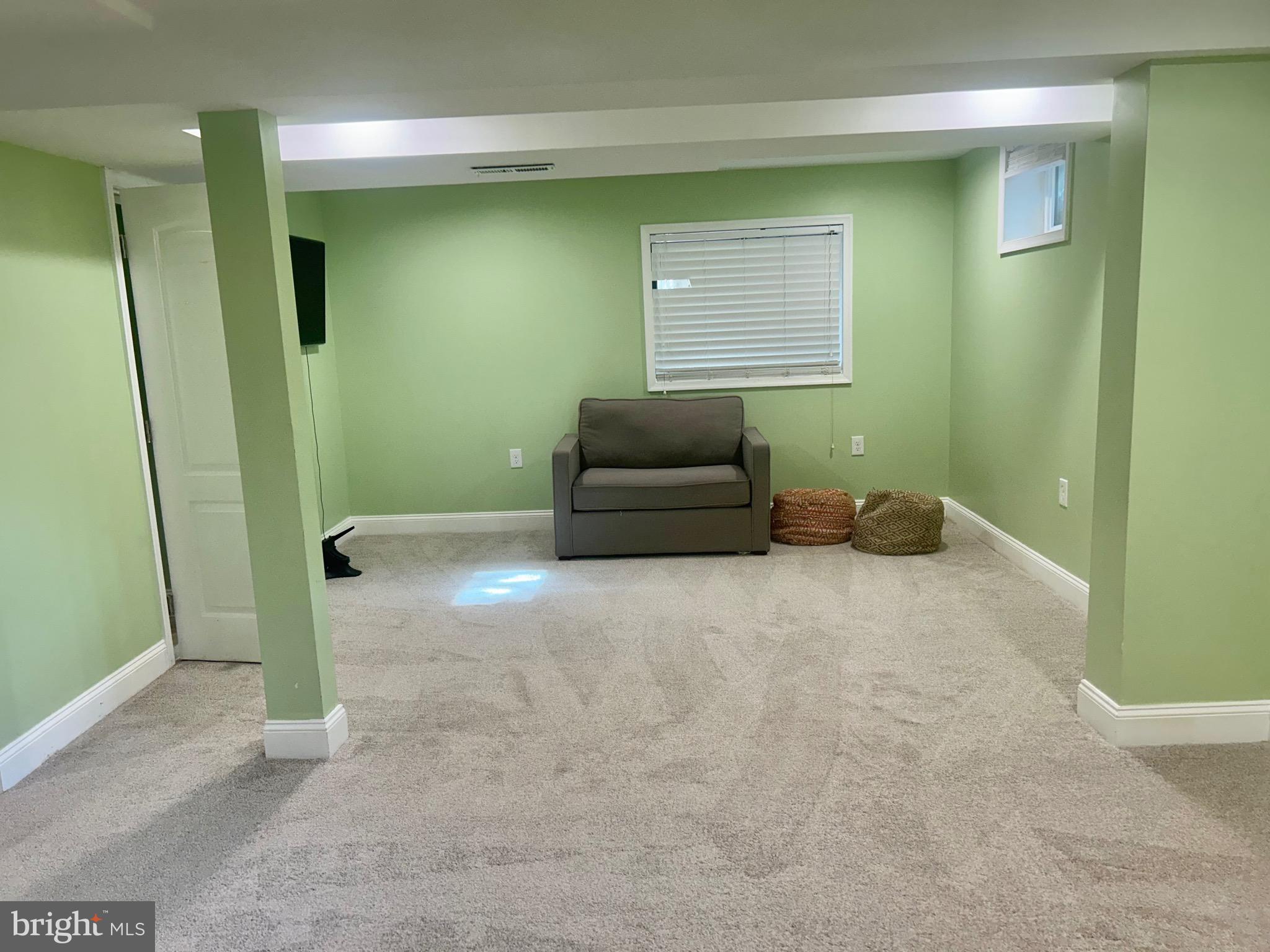 ULMSTEAD GARDENS - Residential