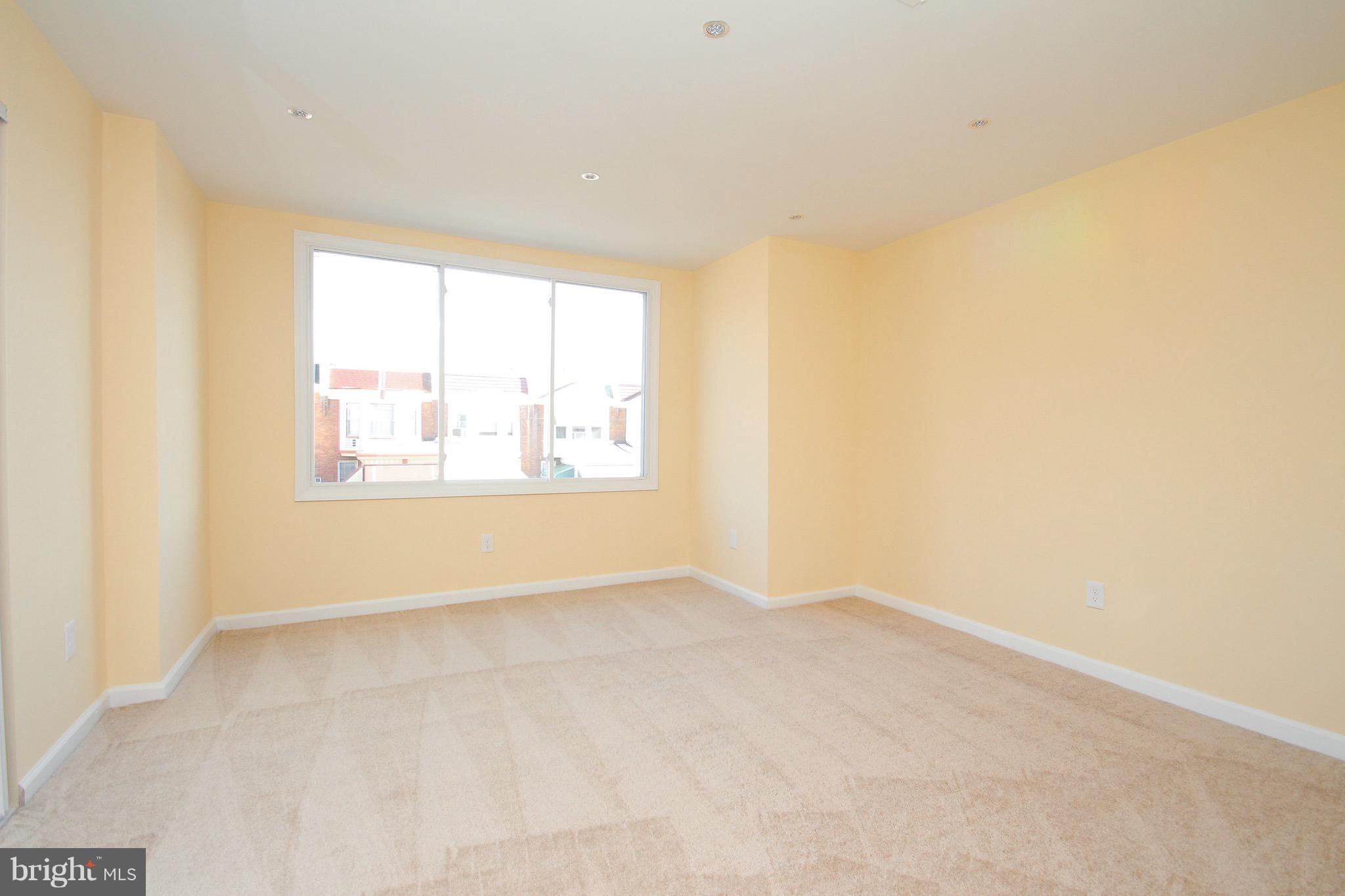 WEST OAK LANE - Residential