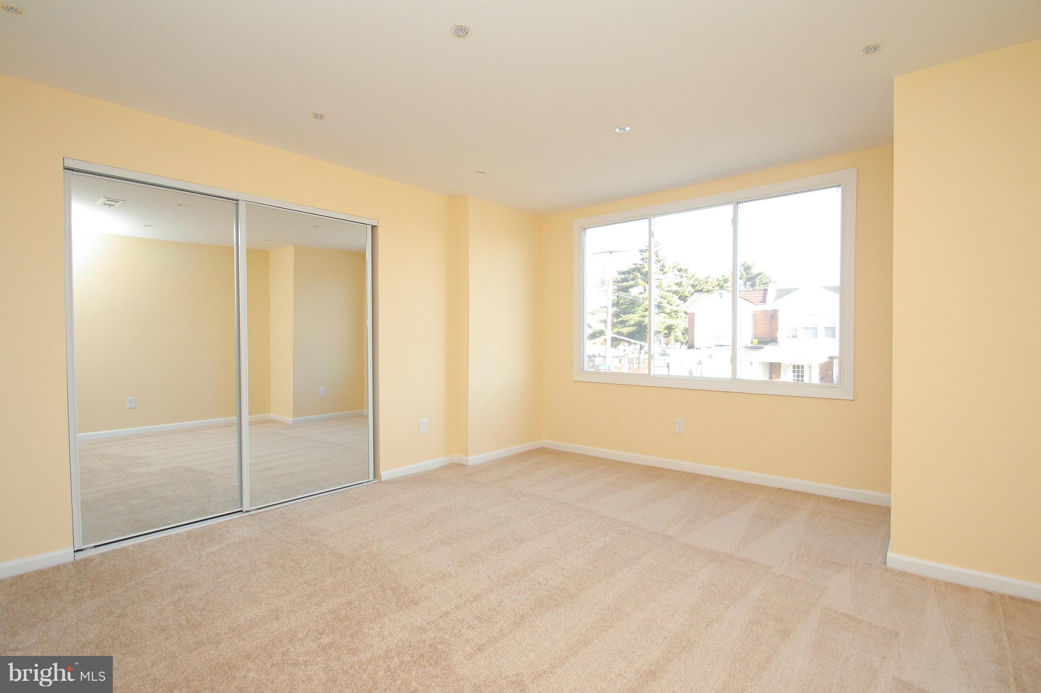 WEST OAK LANE - Residential